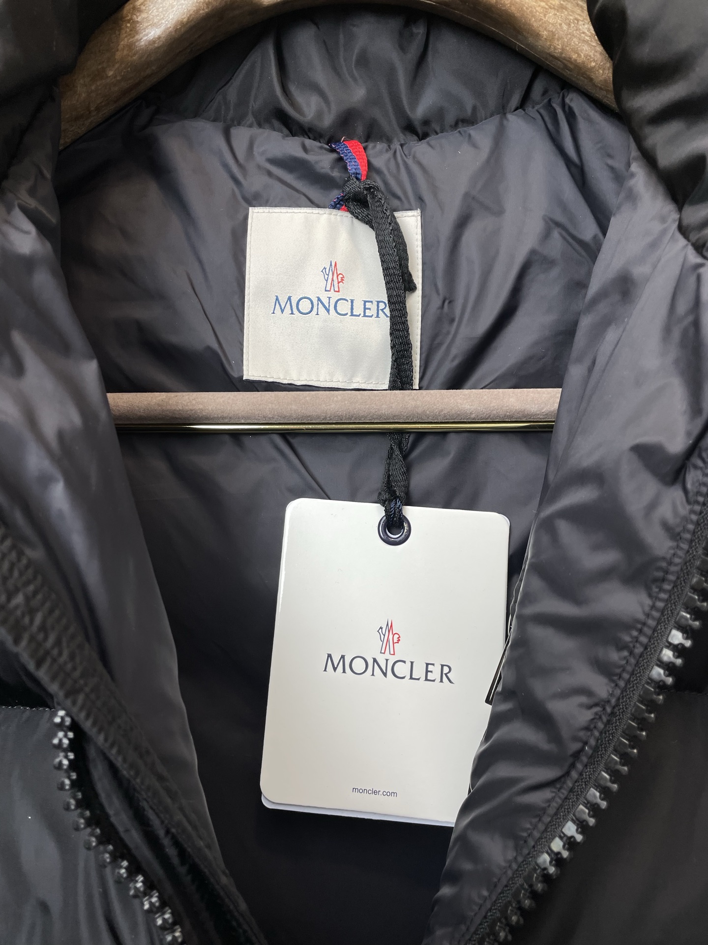 Moncler Down Jacket Goose Down M-l