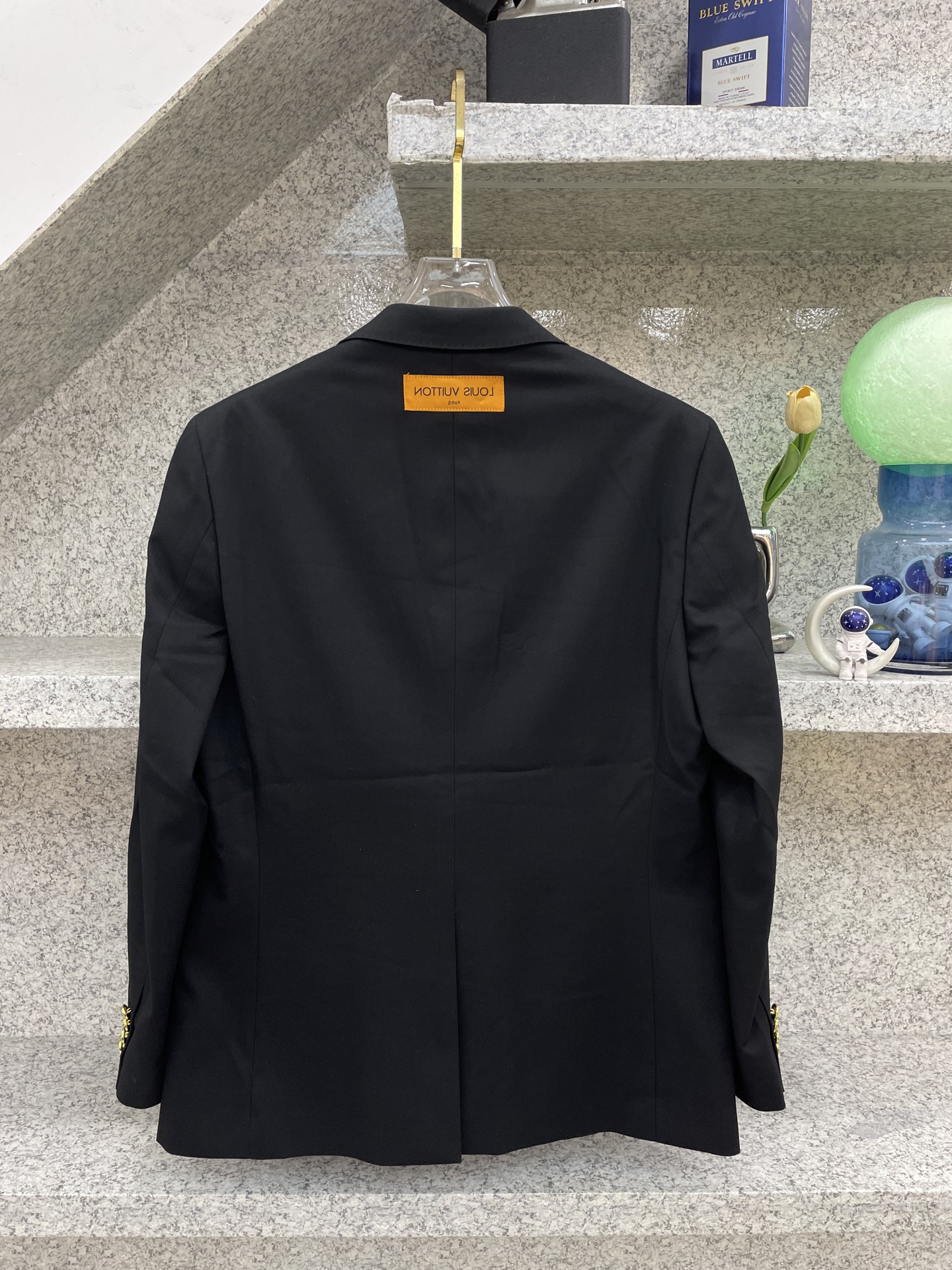 Louis Vuitton Basic Clothing L