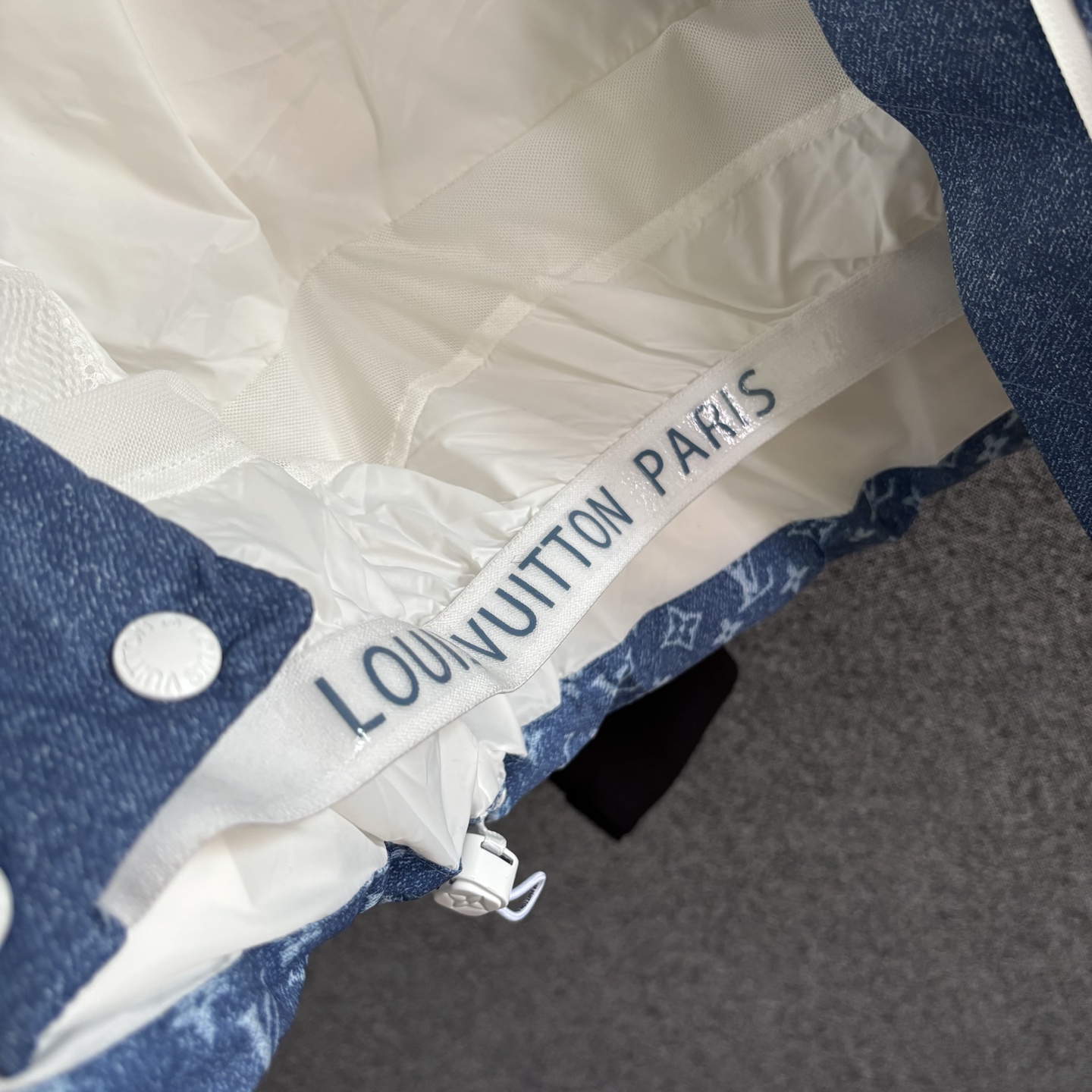 Louis Vuitton Female Down Jacket White Duck Down Hooded S-m-l