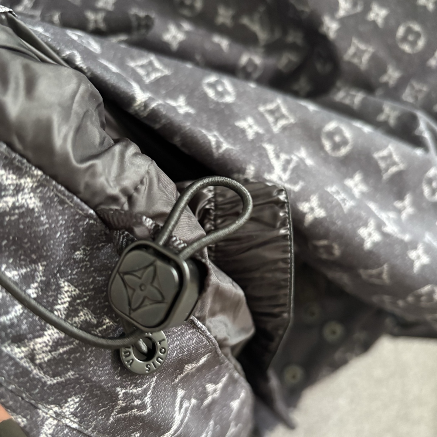 Louis Vuitton Female Down Jacket White Duck Down Hooded S-m-l