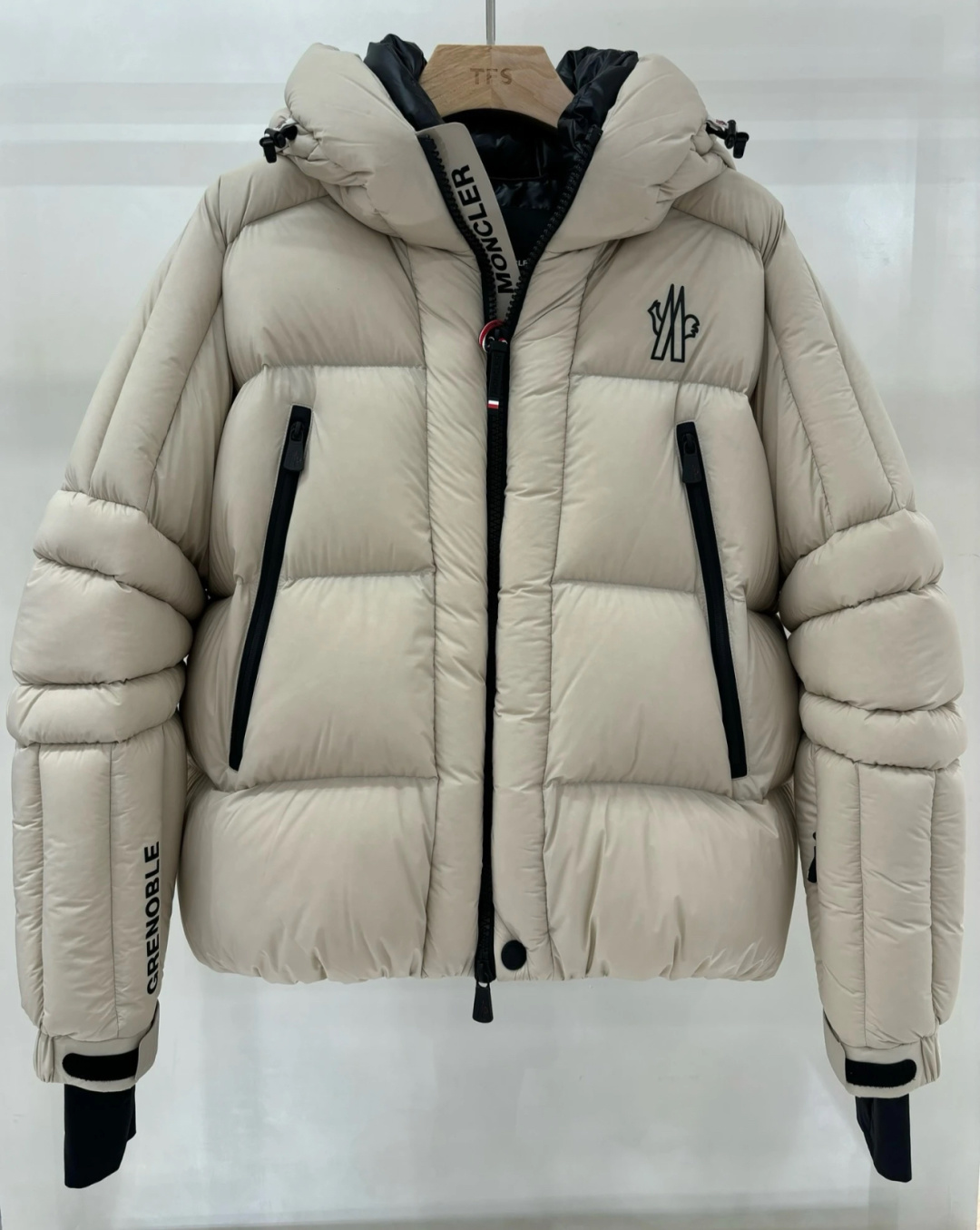 Moncler Basic Clothing M-l