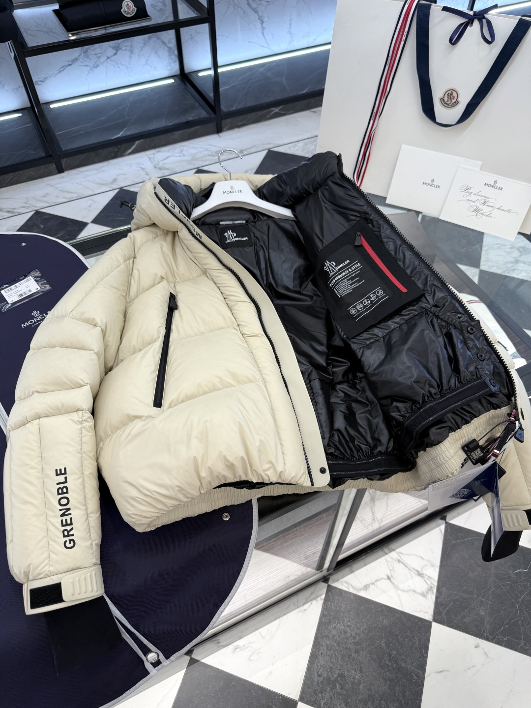 Moncler Jacket M-l