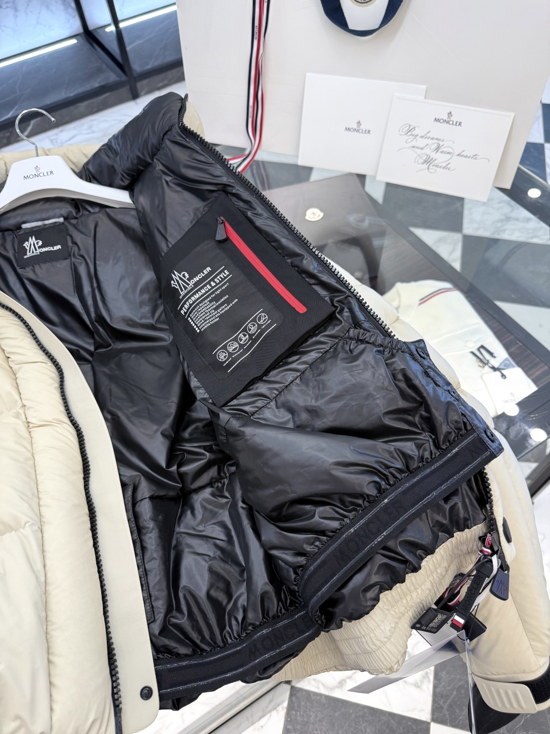 Moncler Jacket M-l
