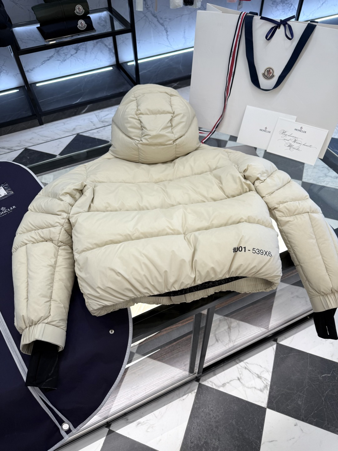 Moncler Jacket M-l