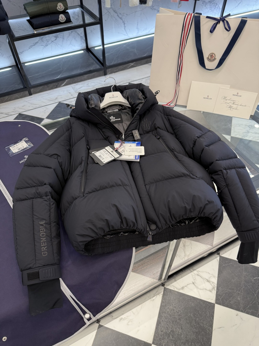 Moncler Jacket M-l