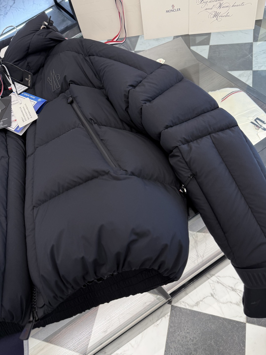 Moncler Jacket M-l