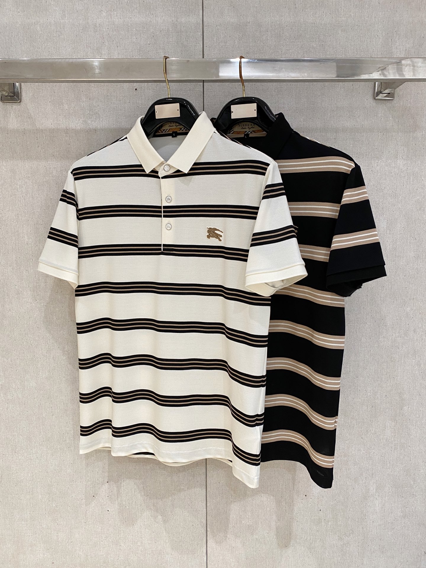 Burberry Basic Clothing Cotton L