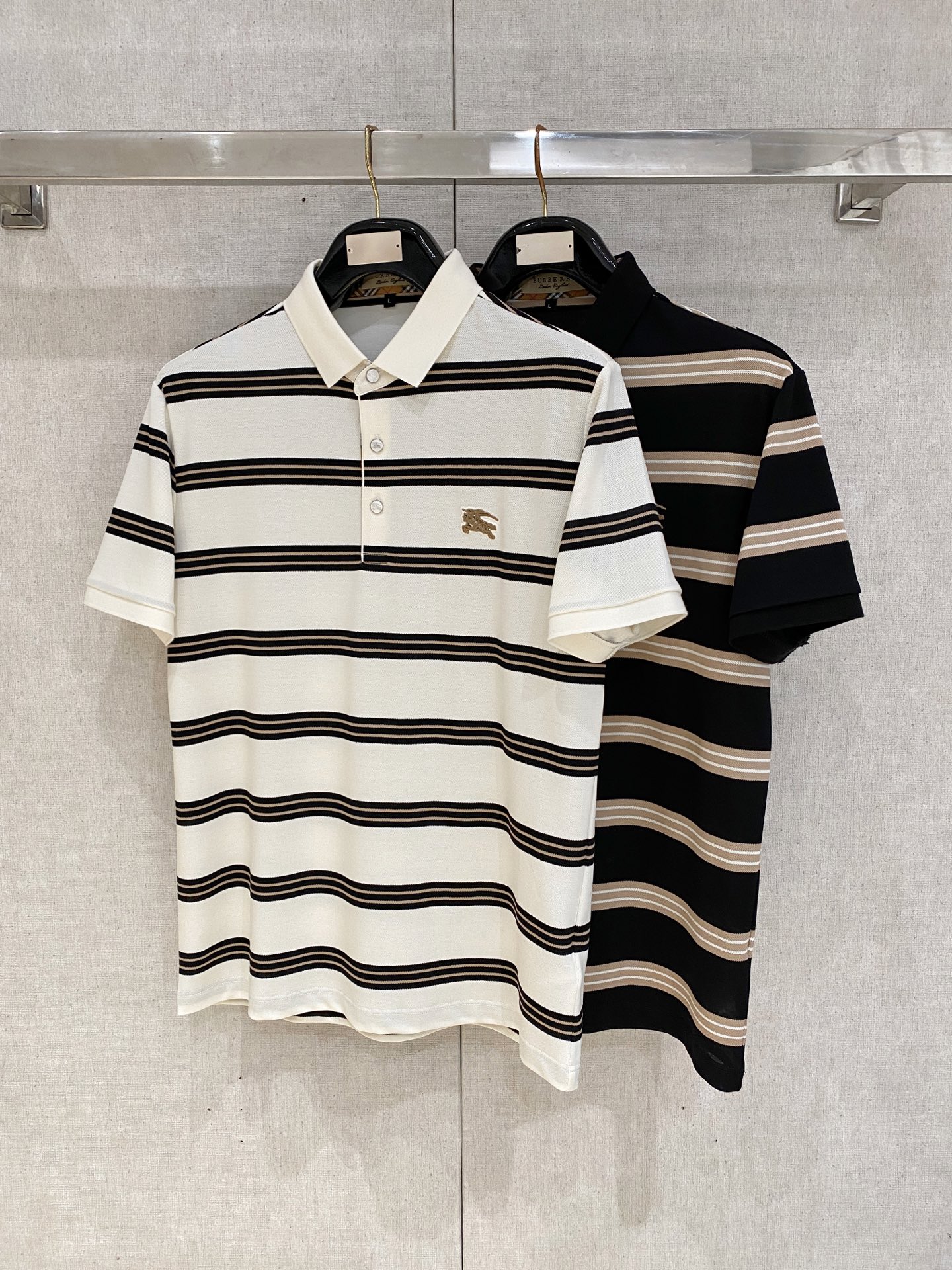 Burberry Basic Clothing Cotton L