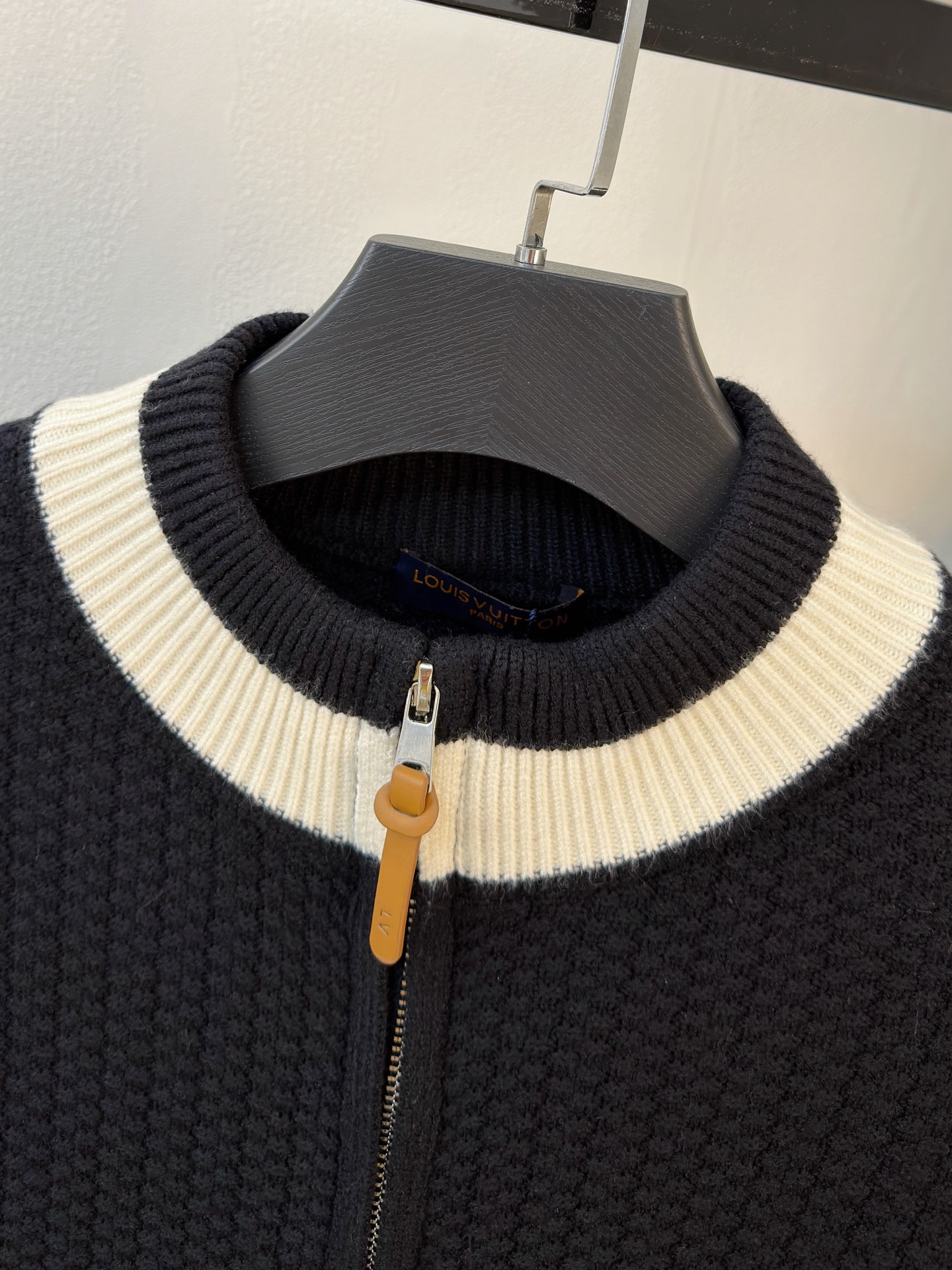 Louis Vuitton Basic Clothing Wool M-l-xl