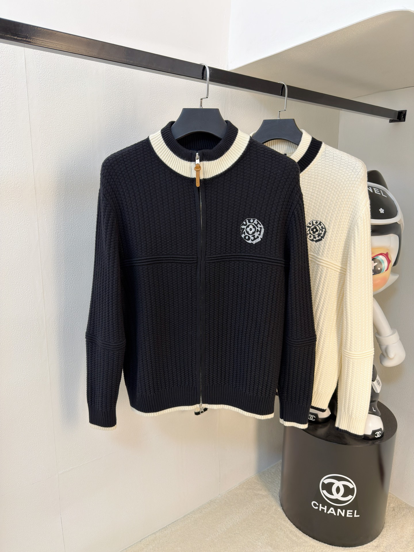 Louis Vuitton Basic Clothing Wool M-l-xl