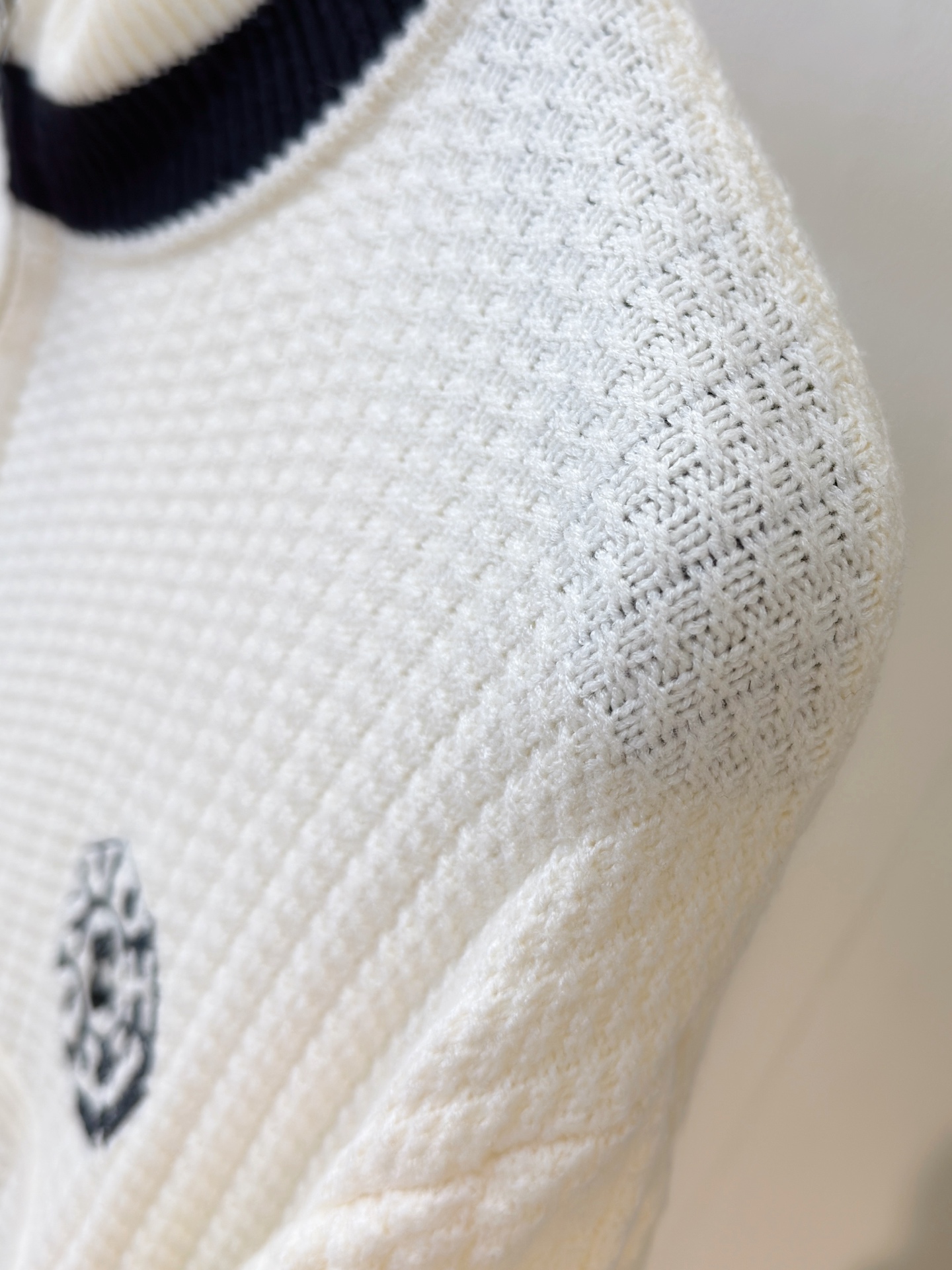 Louis Vuitton Basic Clothing Wool M-l-xl
