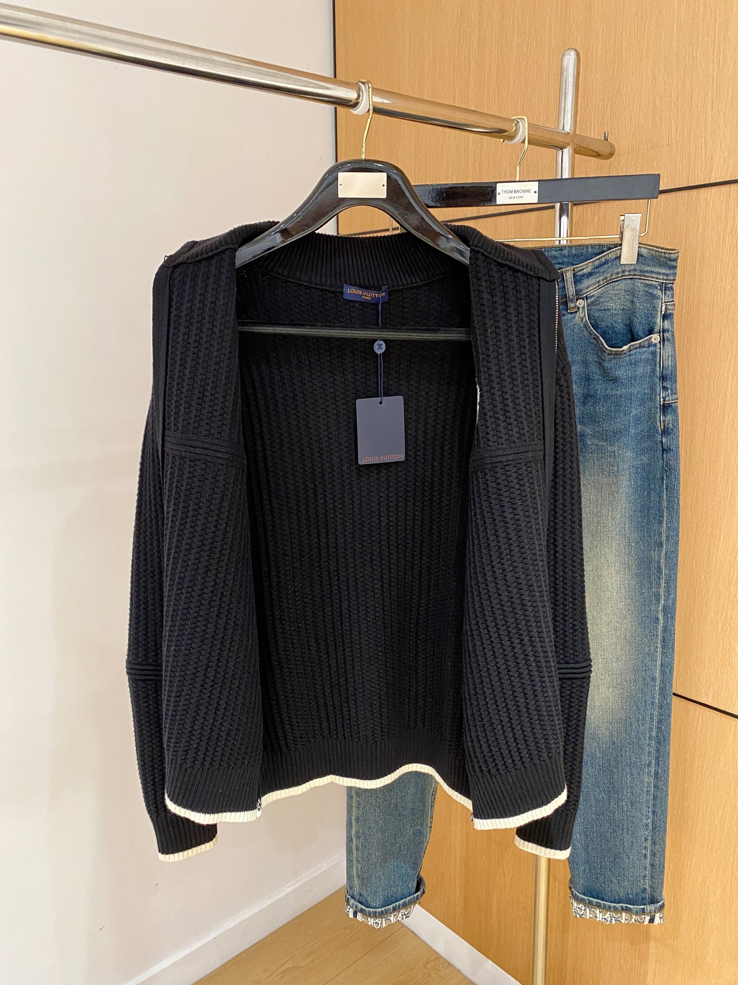 Louis Vuitton Basic Clothing Wool M-l-xl