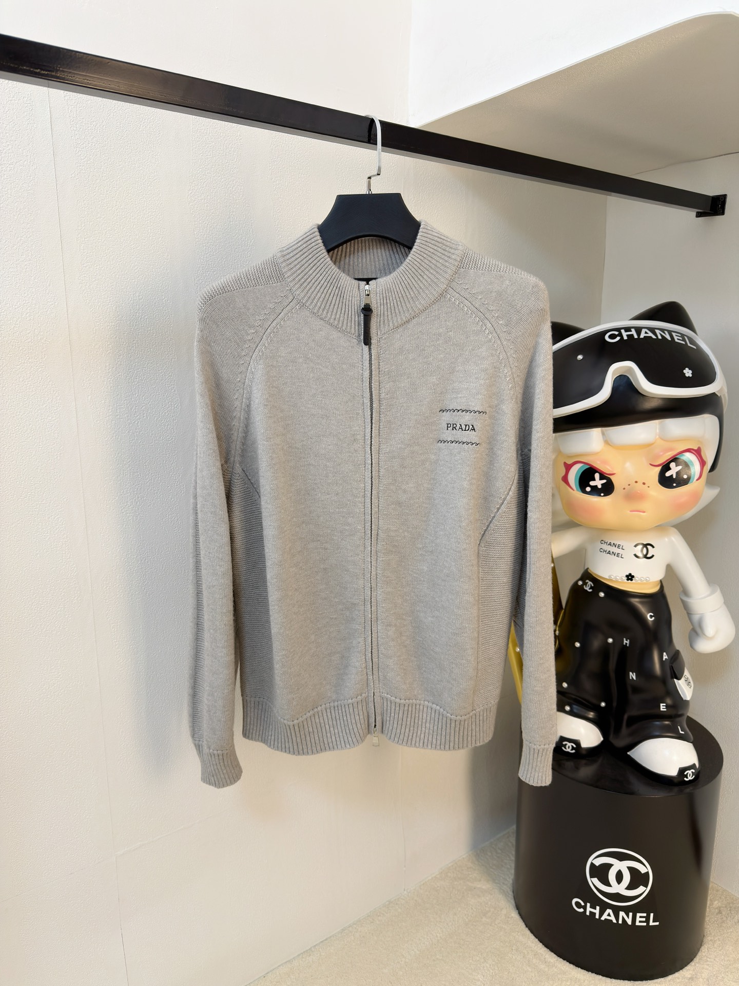 Prada Basic Clothing Wool M-l-xl