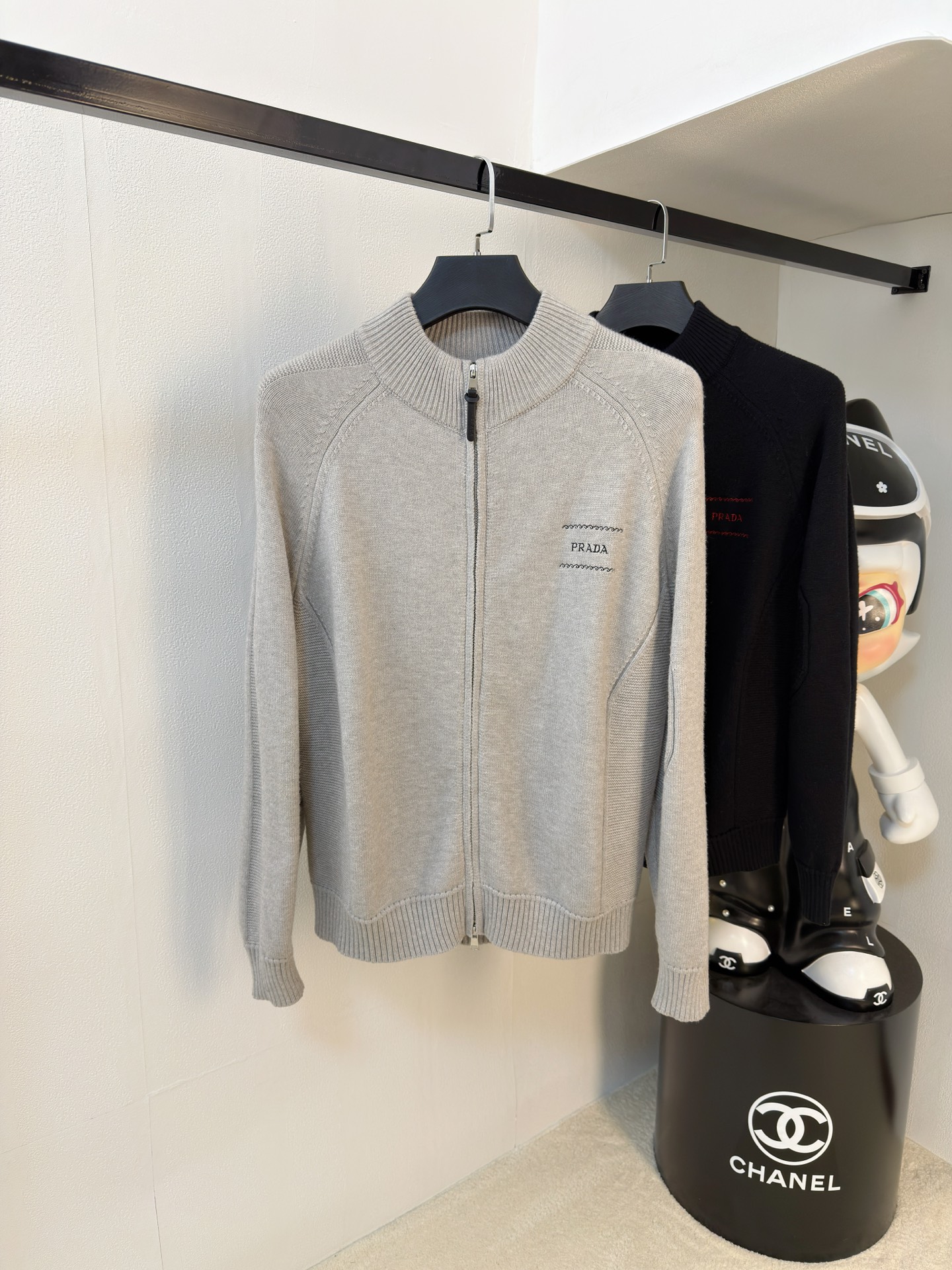 Prada Basic Clothing Wool M-l-xl