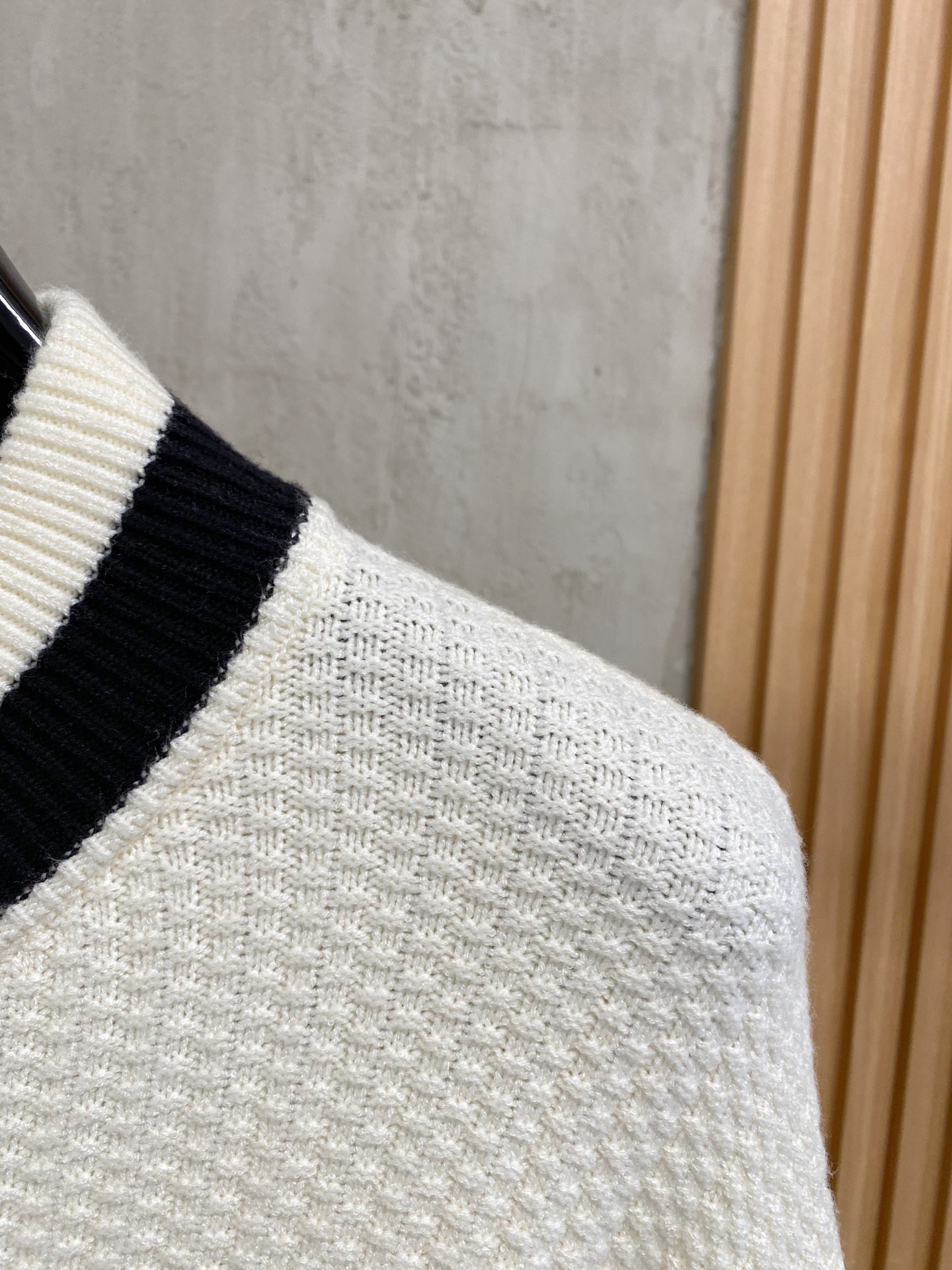 Louis Vuitton Basic Clothing Wool M-l-xl