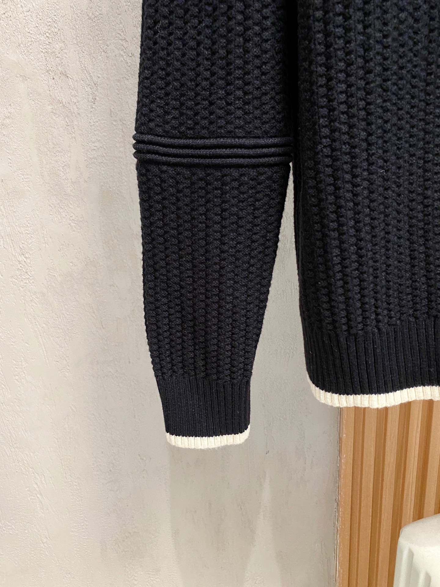 Louis Vuitton Basic Clothing Wool M-l-xl