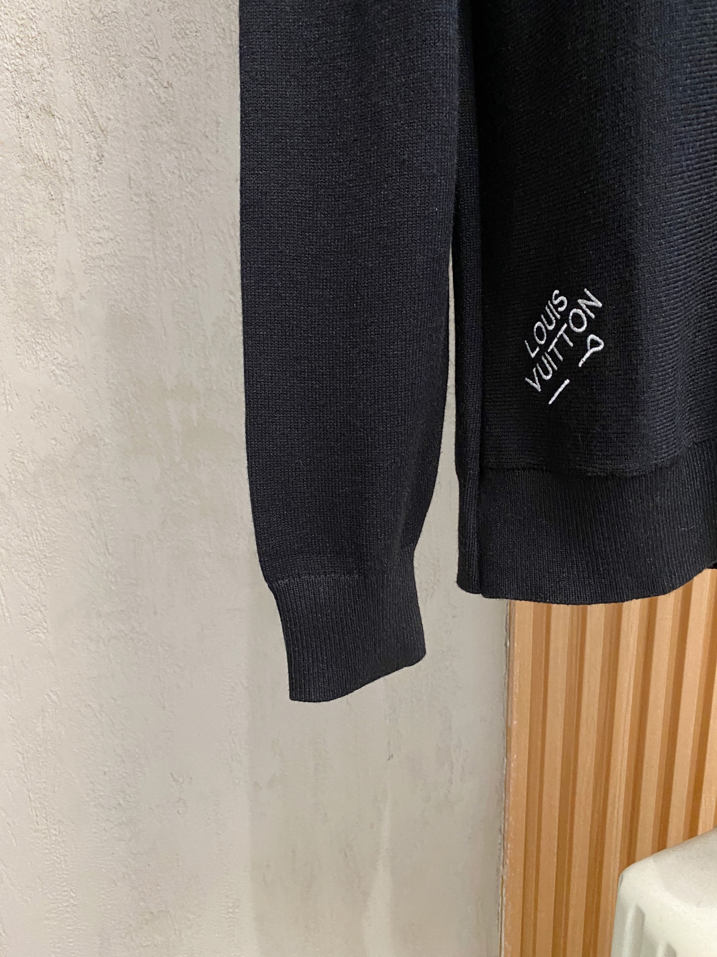 Louis Vuitton Basic Clothing Wool M-l-xl