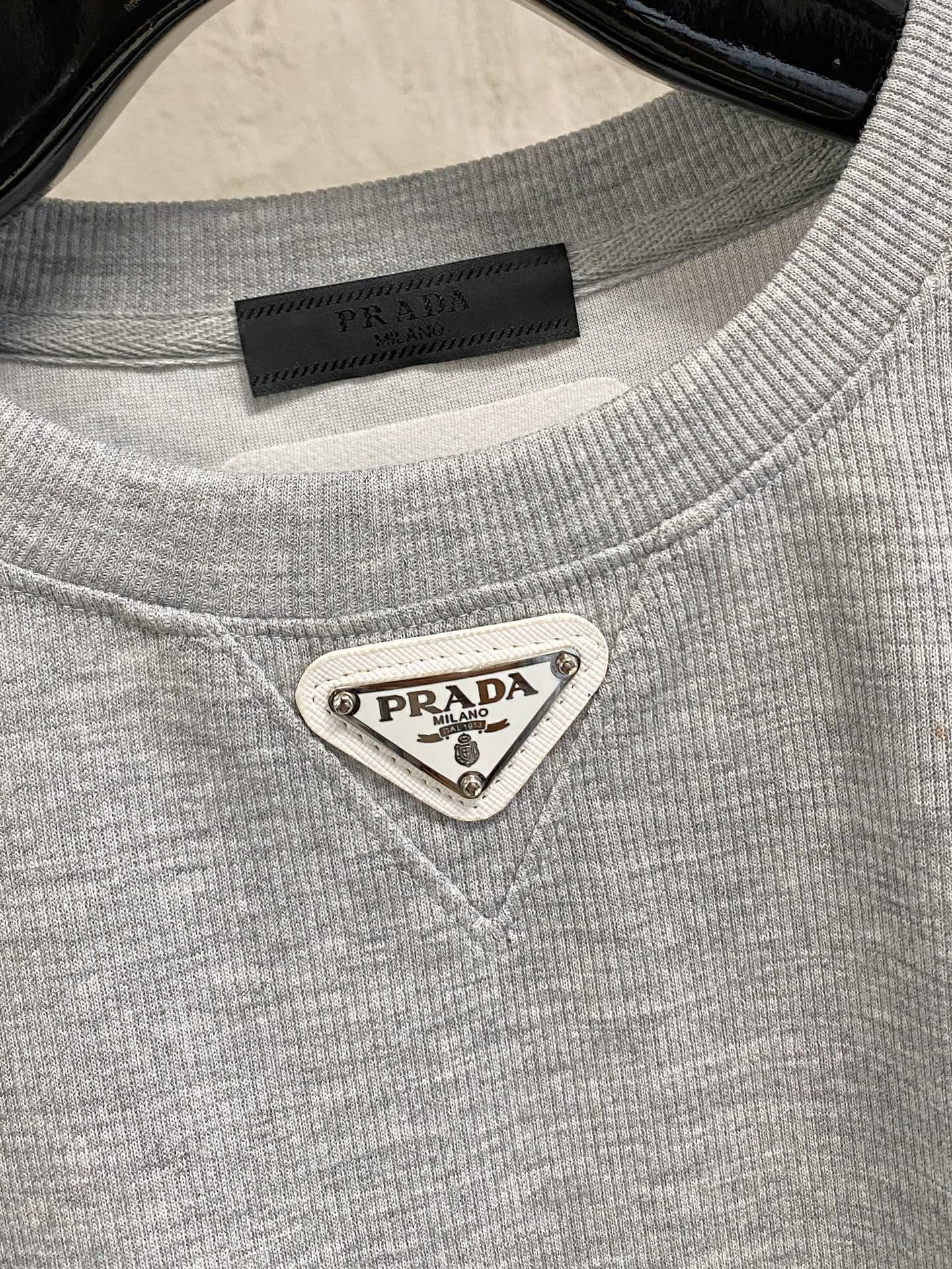 Prada Basic Clothing Wool M-l-xl