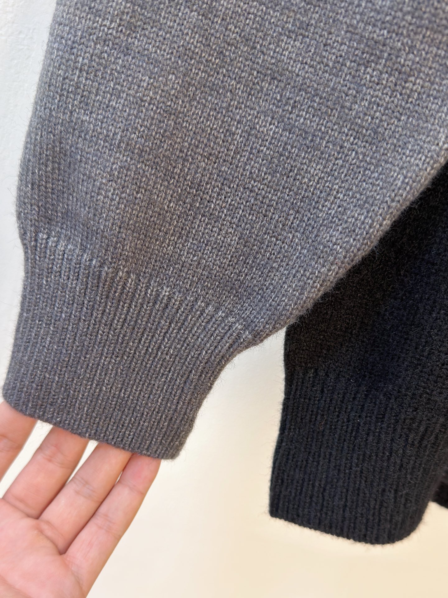 Louis Vuitton Basic Clothing Wool M-l-xl