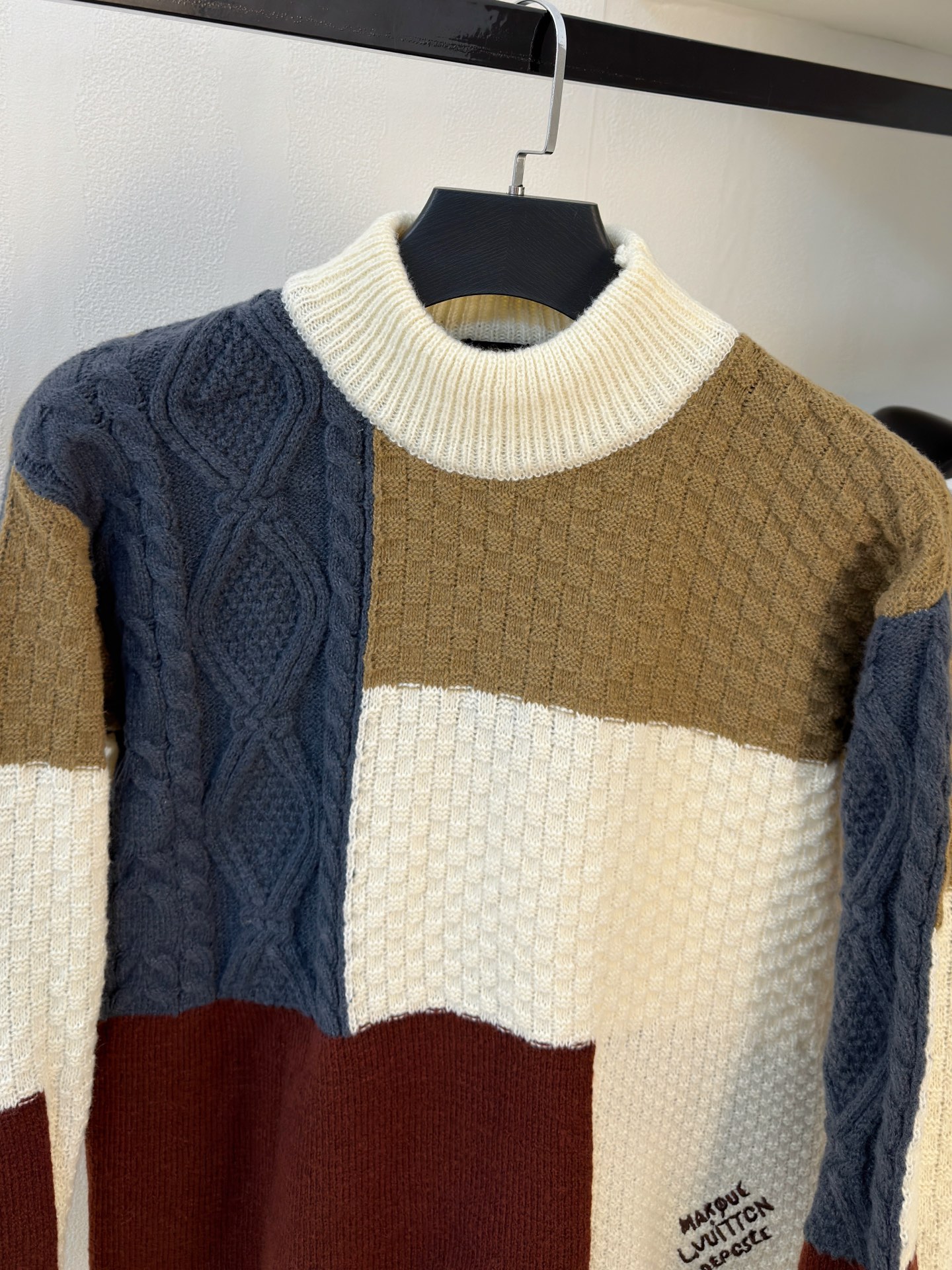 Louis Vuitton Basic Clothing Wool M-l-xl