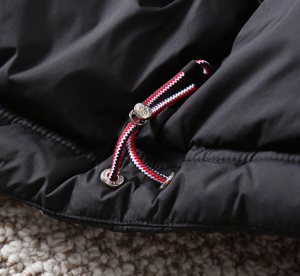 Moncler Couple Down Jacket Goose Down Black Hooded S-m-xl