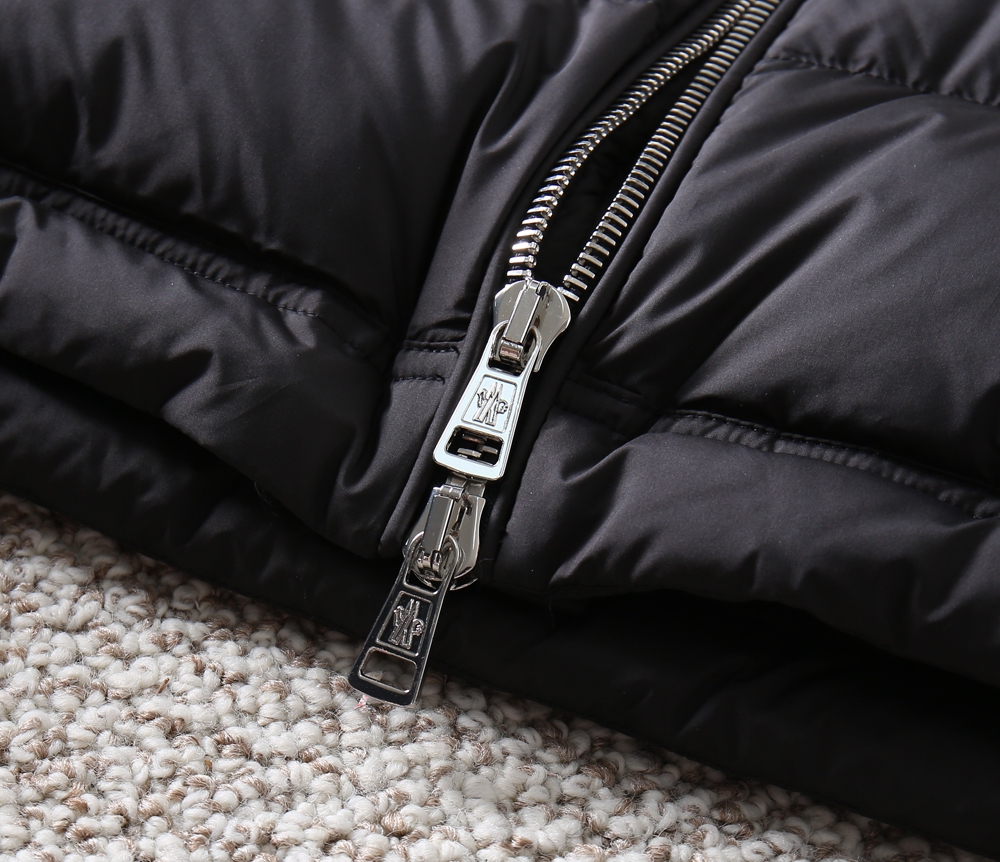 Moncler Couple Down Jacket Goose Down Black Hooded S-m-xl