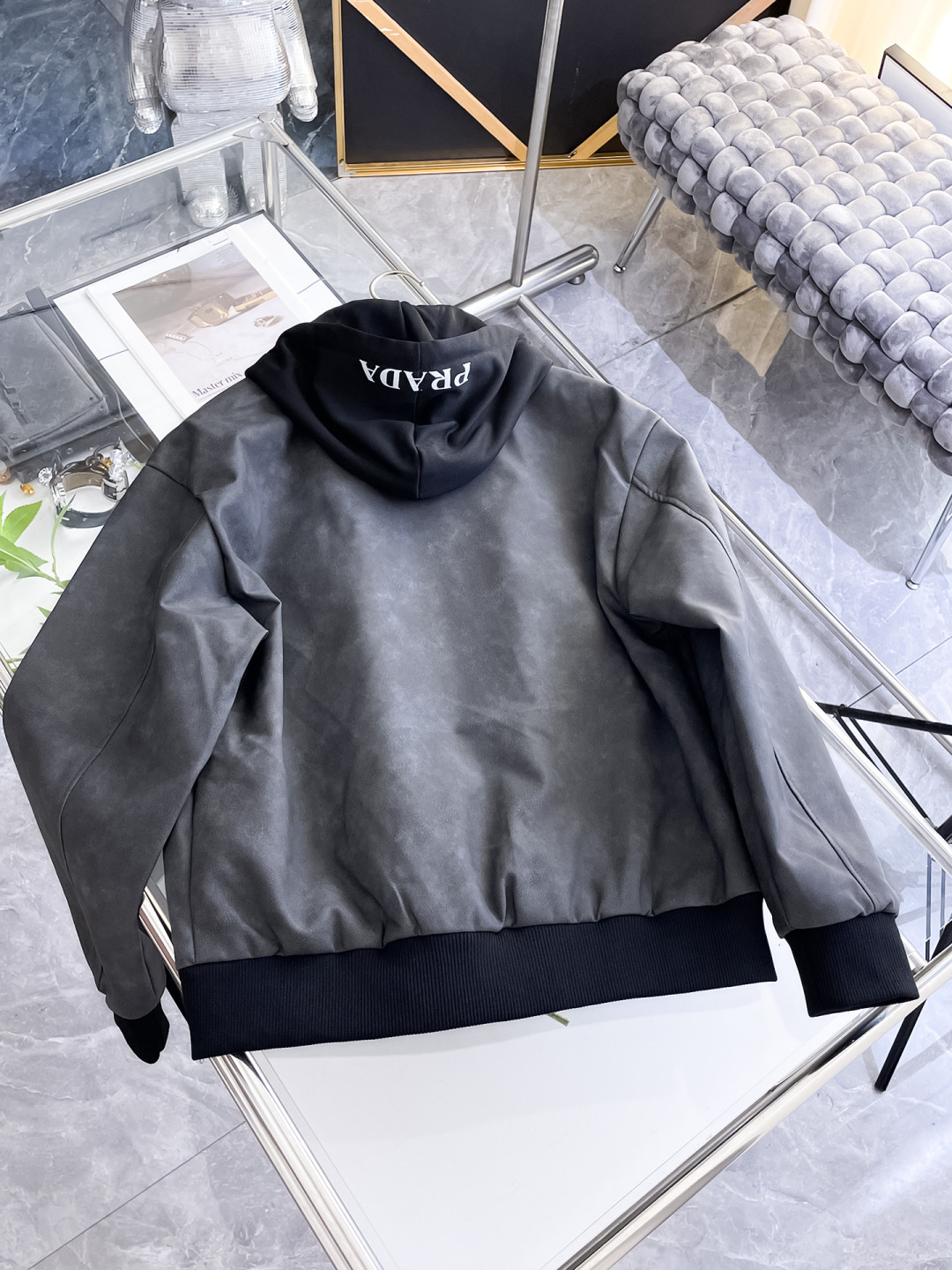 Prada Jacket M-xl-175130
