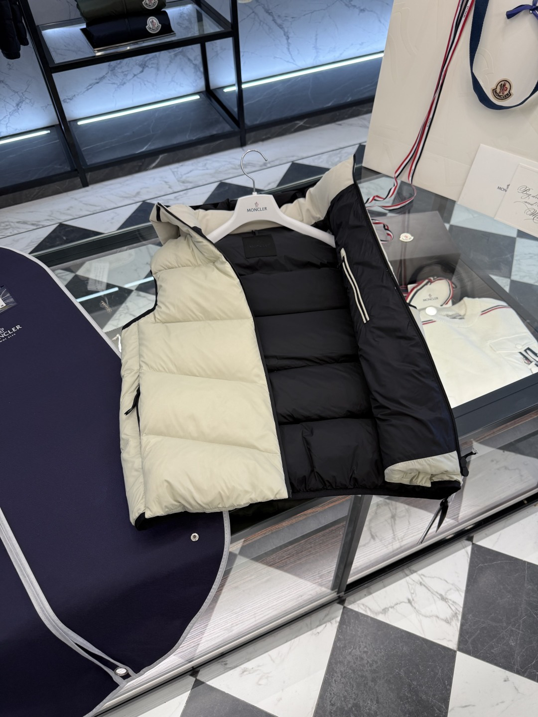 Moncler Male Down Vest Hooded S-m-l