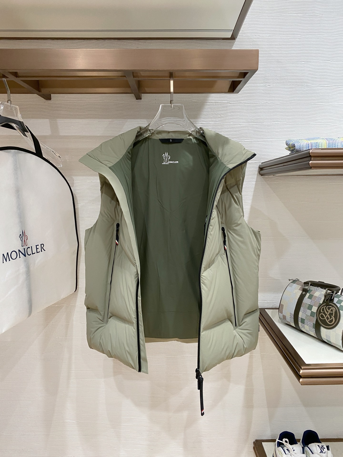 Moncler Down Vest White Duck Down M-l