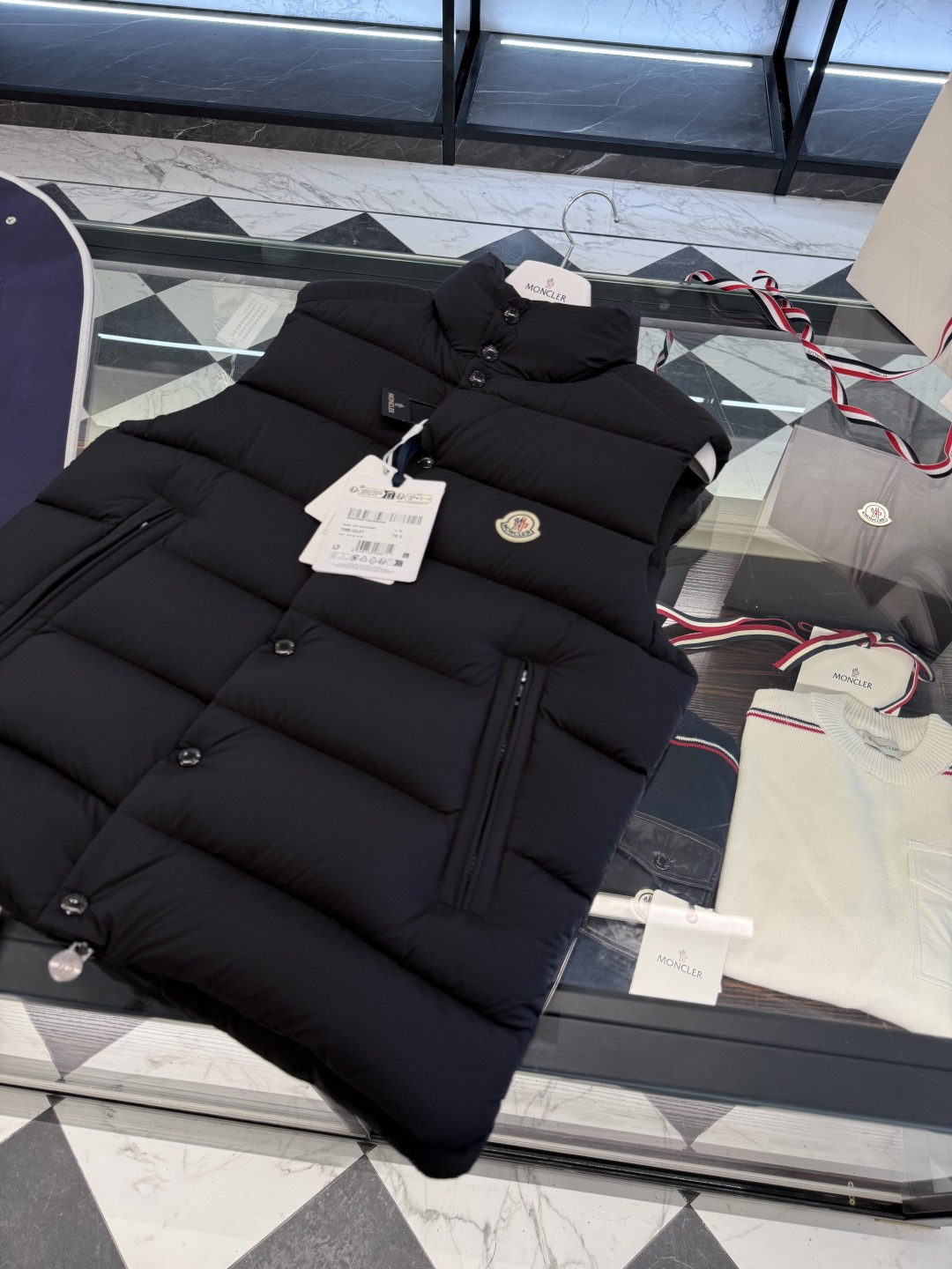 Moncler Couple Vest Goose Down Couple Style M-l