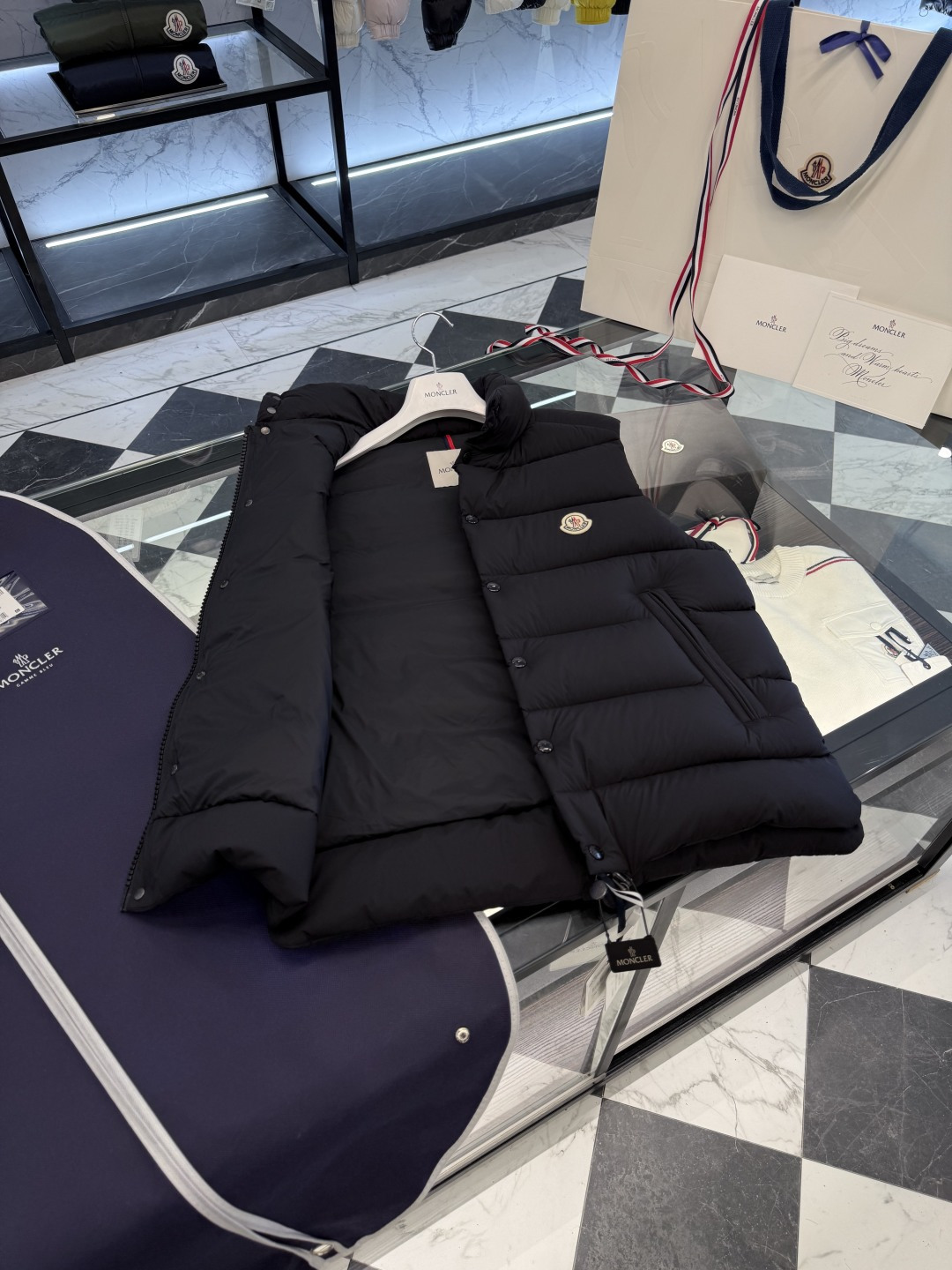 Moncler Couple Vest Goose Down Couple Style M-l