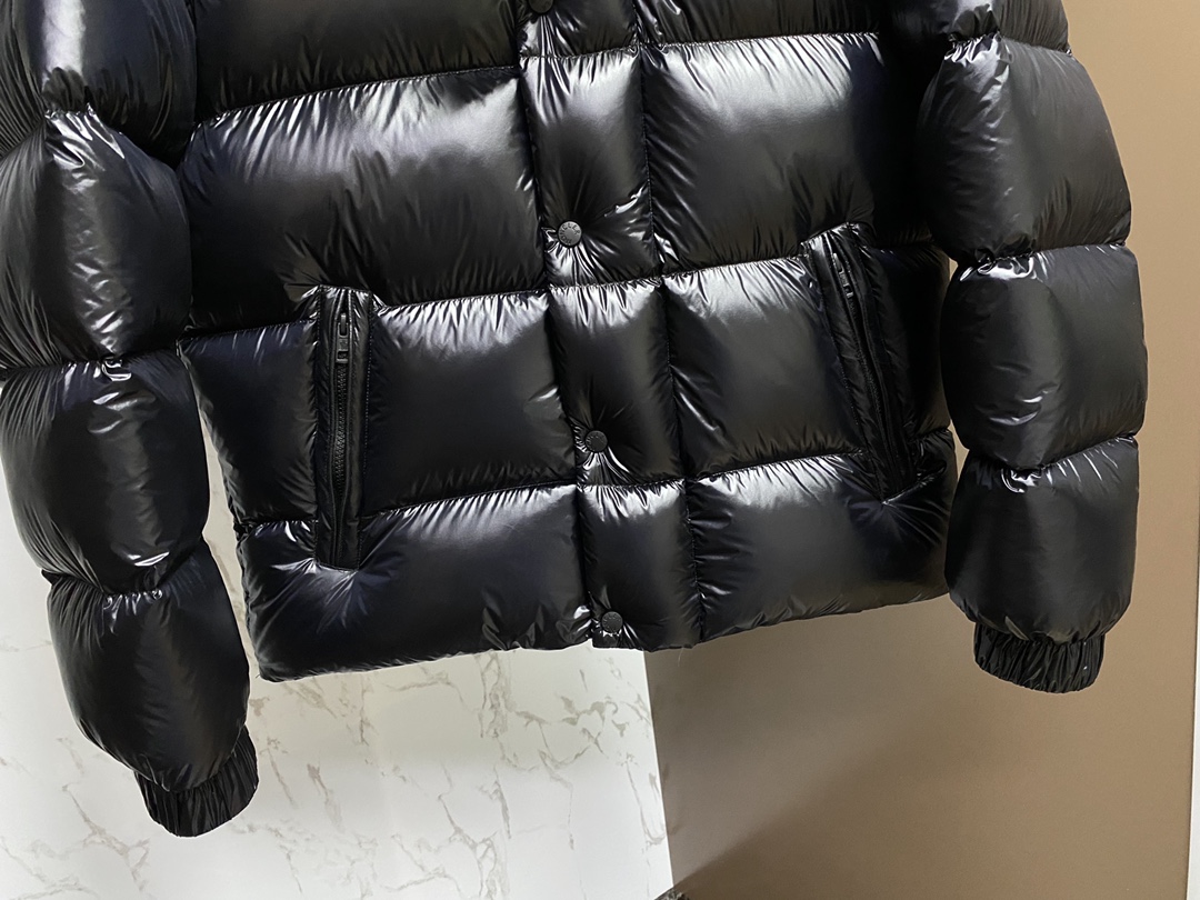 Moncler Couple Down Jacket Goose Down M-l