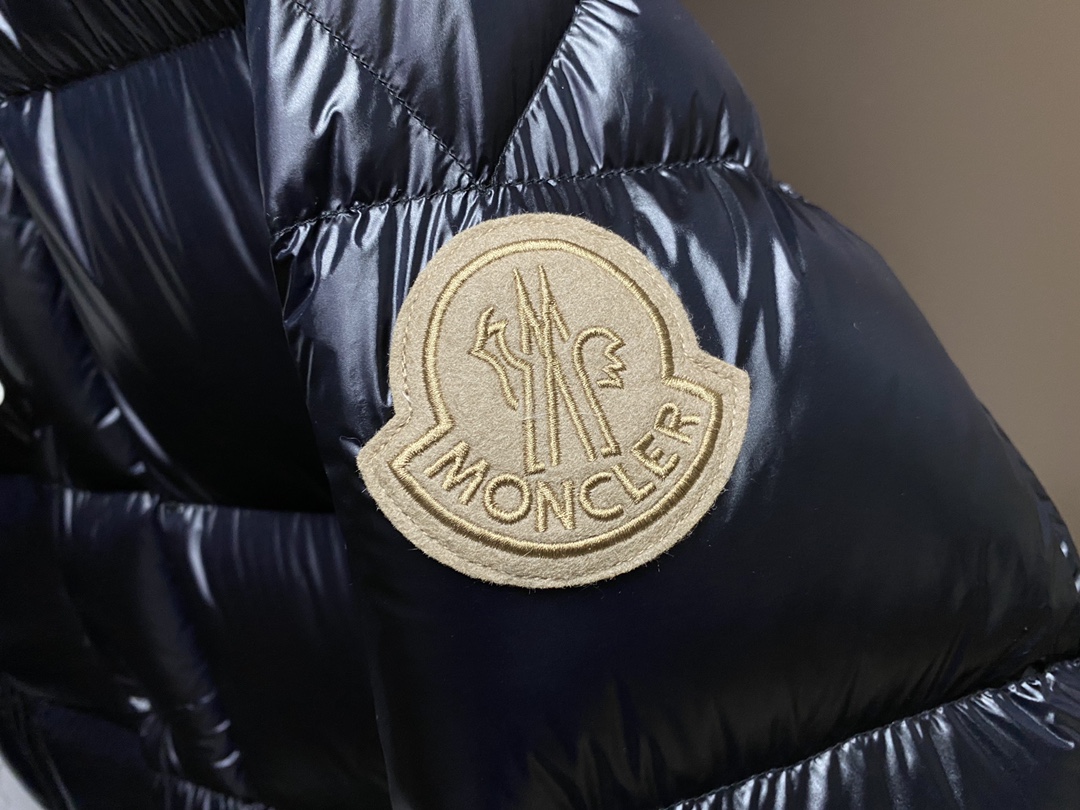 Moncler Couple Down Jacket Goose Down M-l