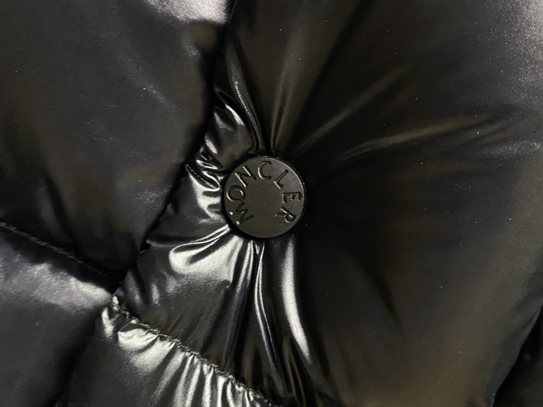 Moncler Couple Down Jacket Goose Down M-l