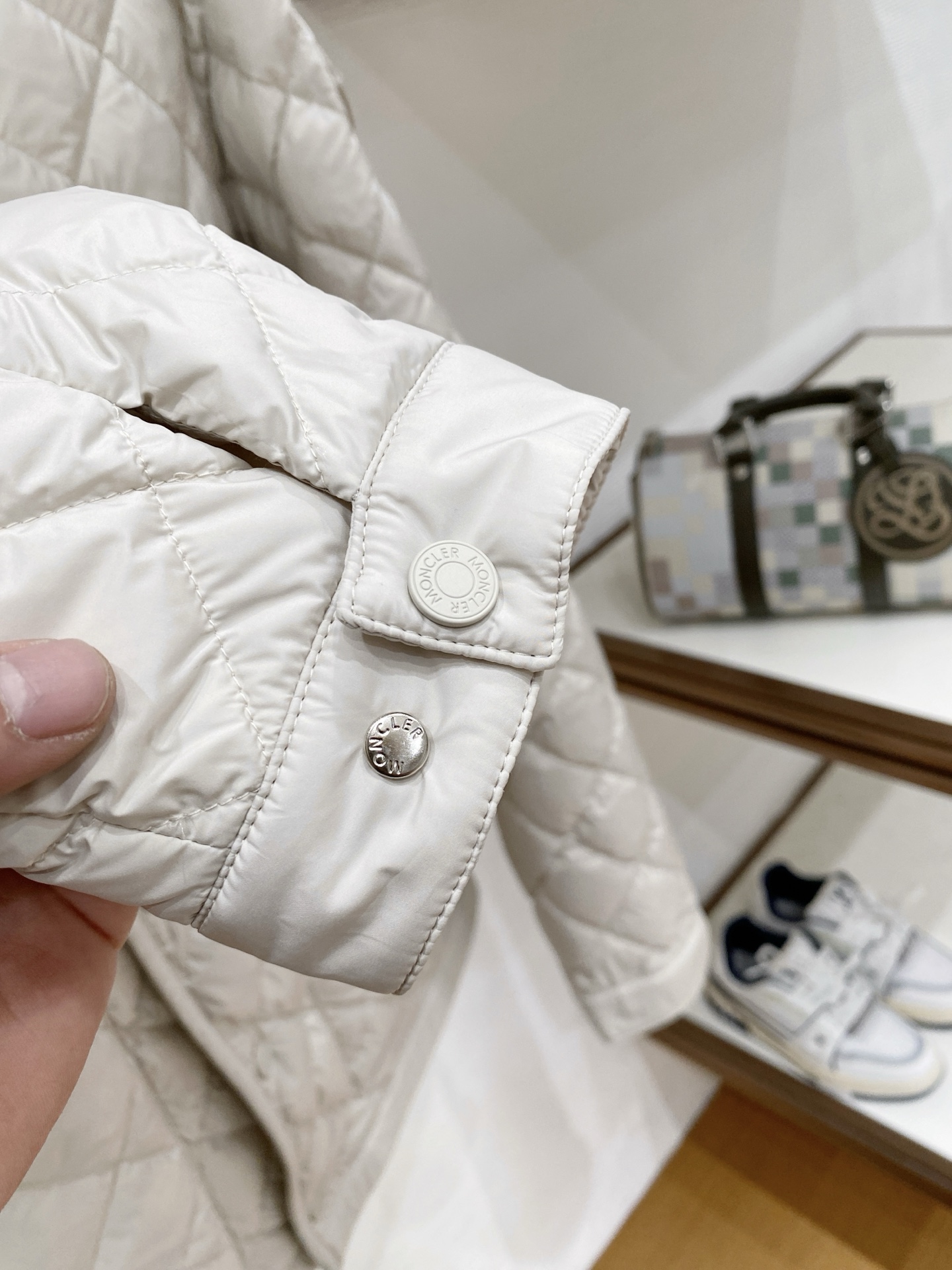 Moncler Basic Clothing Goose Down M-l