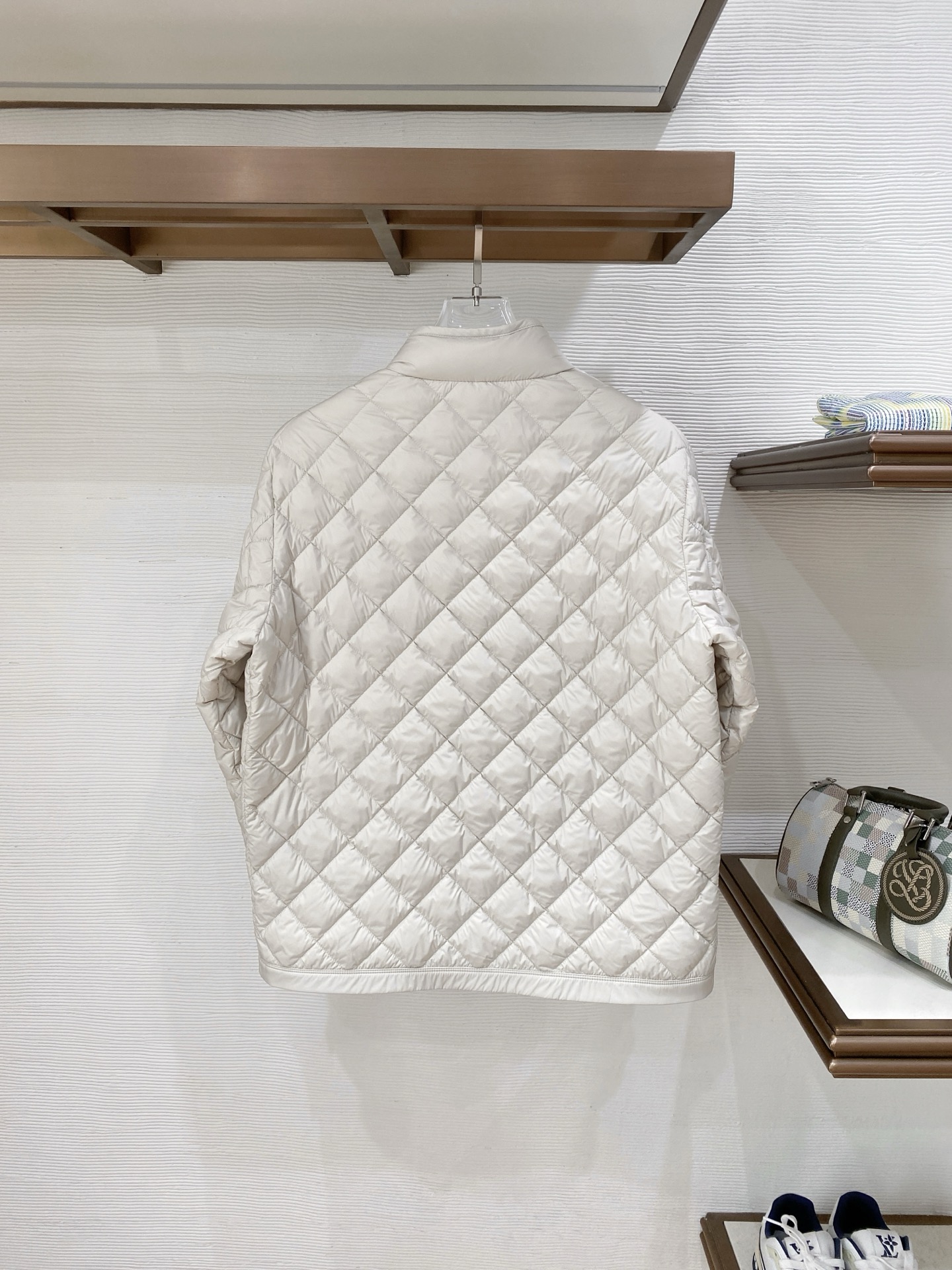 Moncler Basic Clothing Goose Down M-l