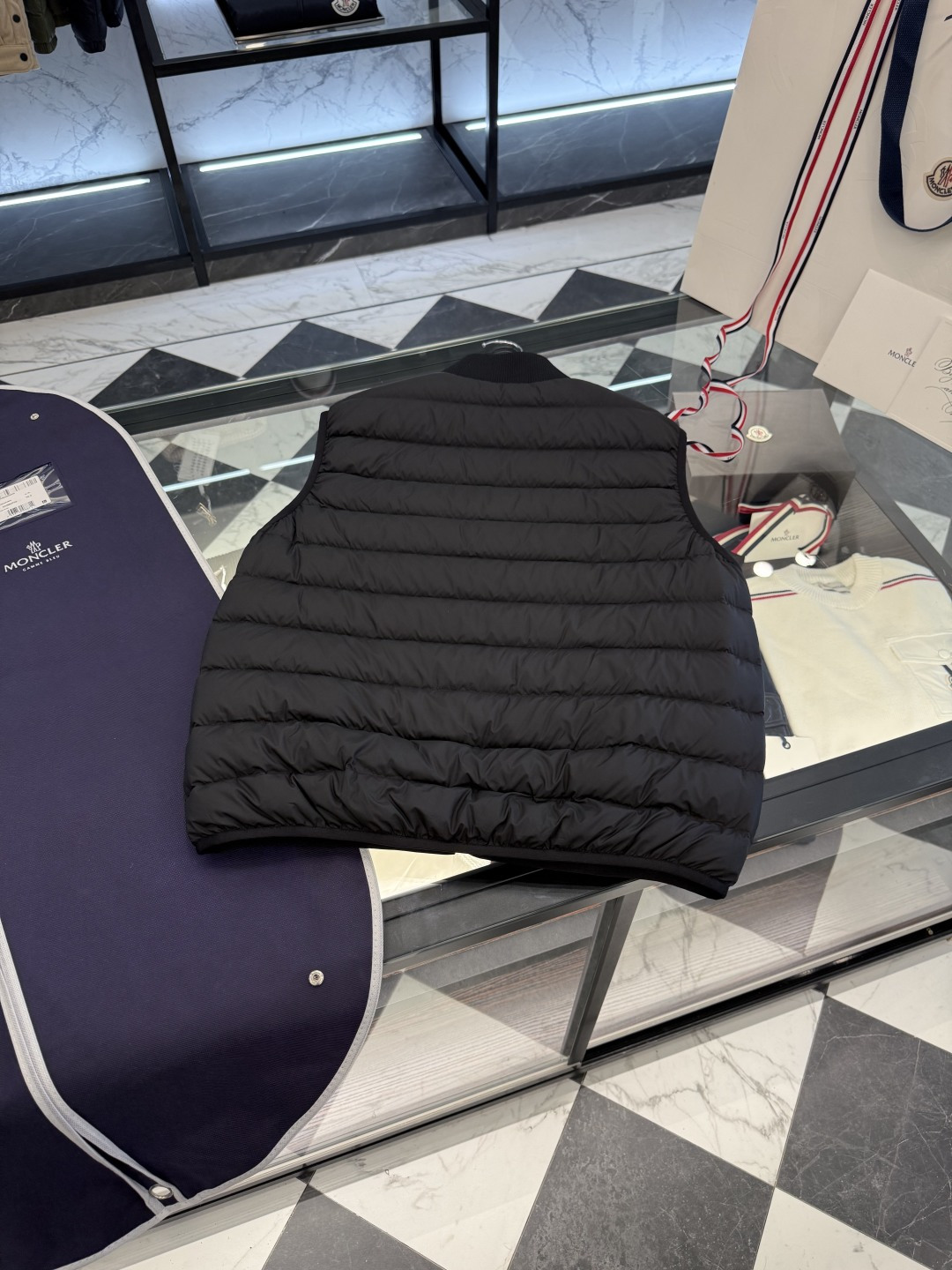 Moncler Male Down Vest M-l