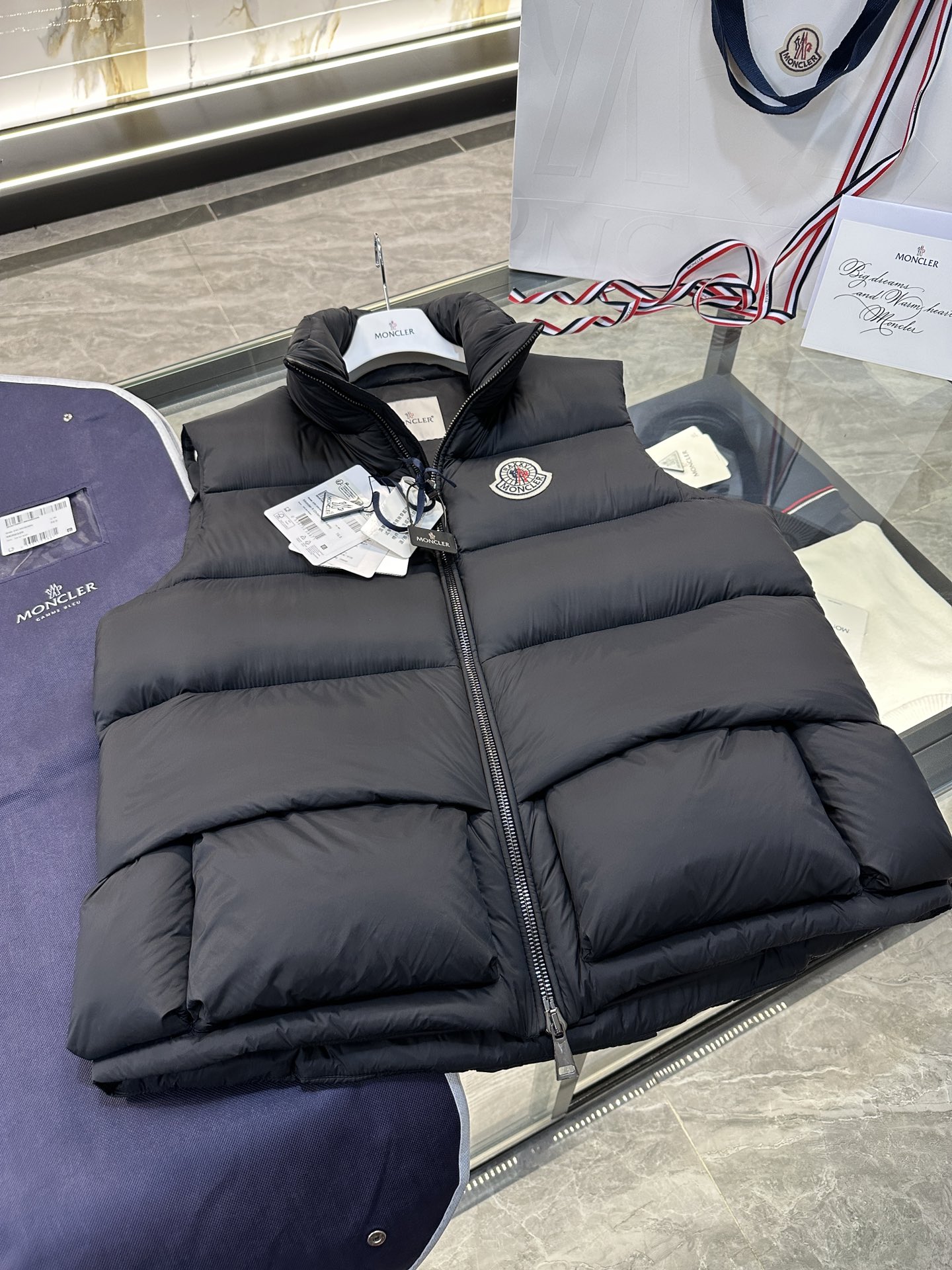 Moncler Female Down Vest S-m-l