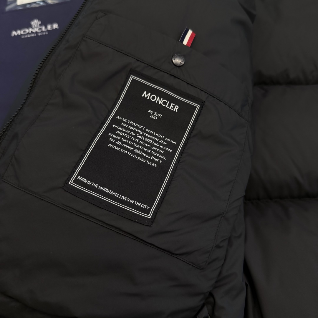 Moncler Male Jacket M-l