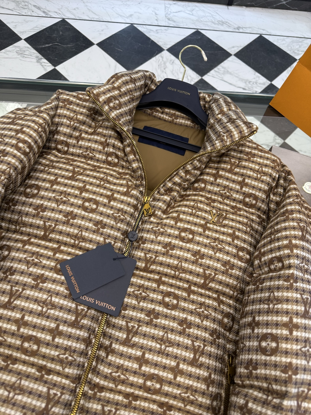 Louis Vuitton Down Jacket S-m-l