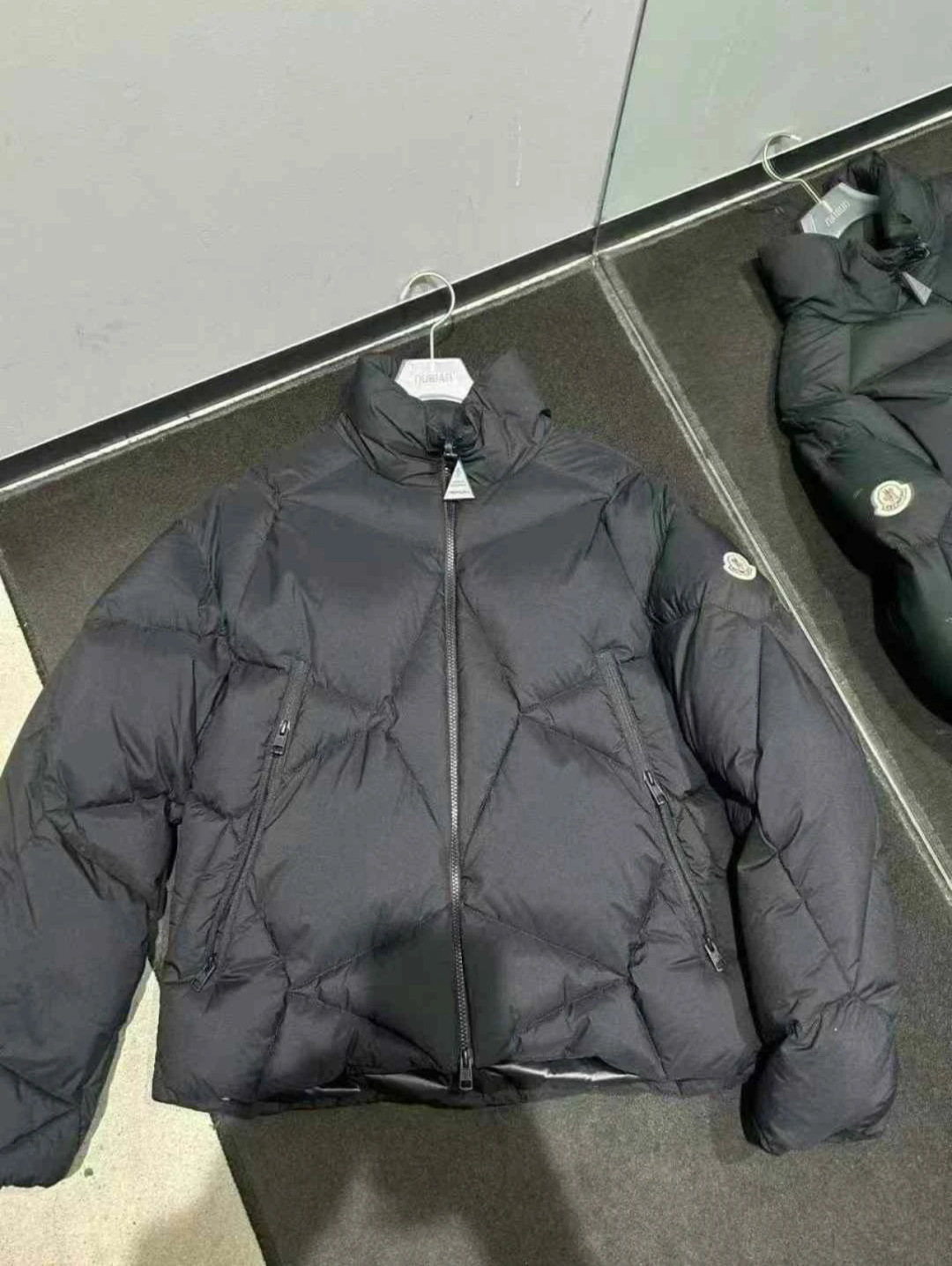 Moncler Down Jacket M-l