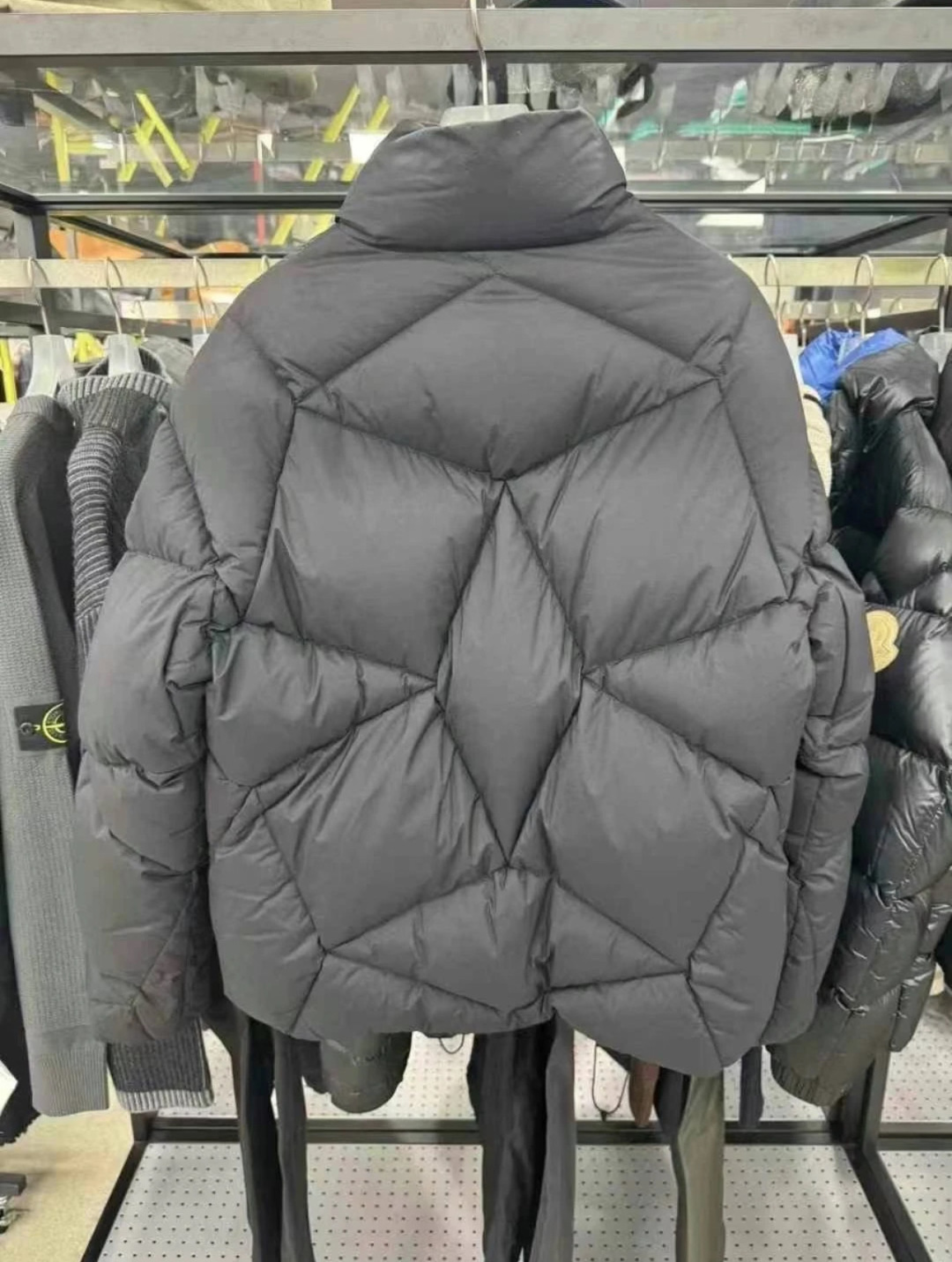 Moncler Down Jacket M-l