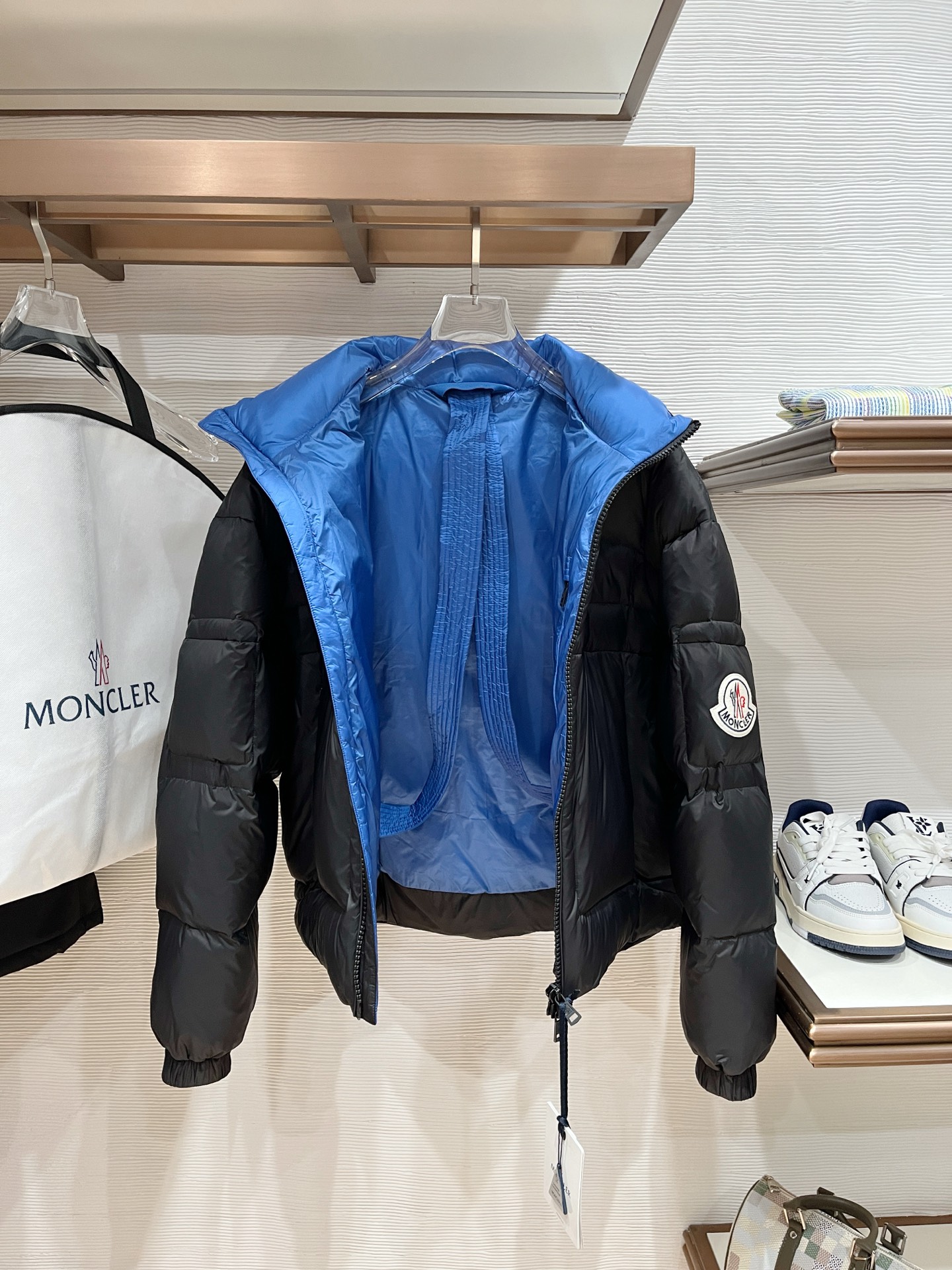 Moncler Male Down Jacket Slim Fit M-l