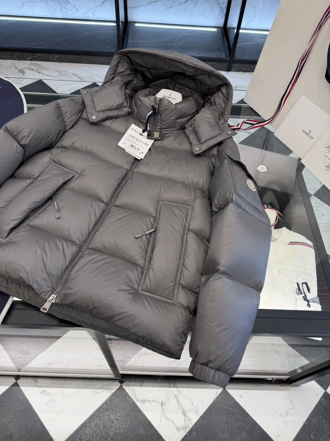 Moncler Male Jacket Hooded M-l