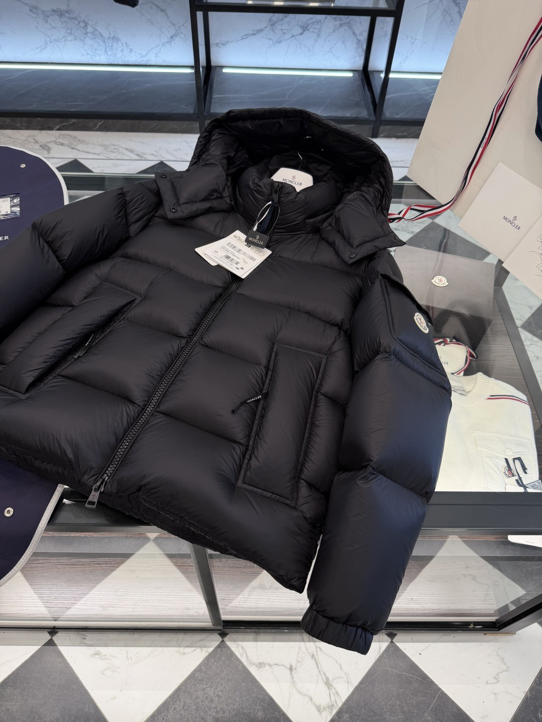 Moncler Male Jacket Hooded M-l