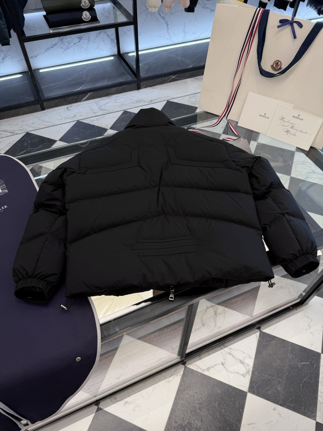 Moncler Down Jacket M-l