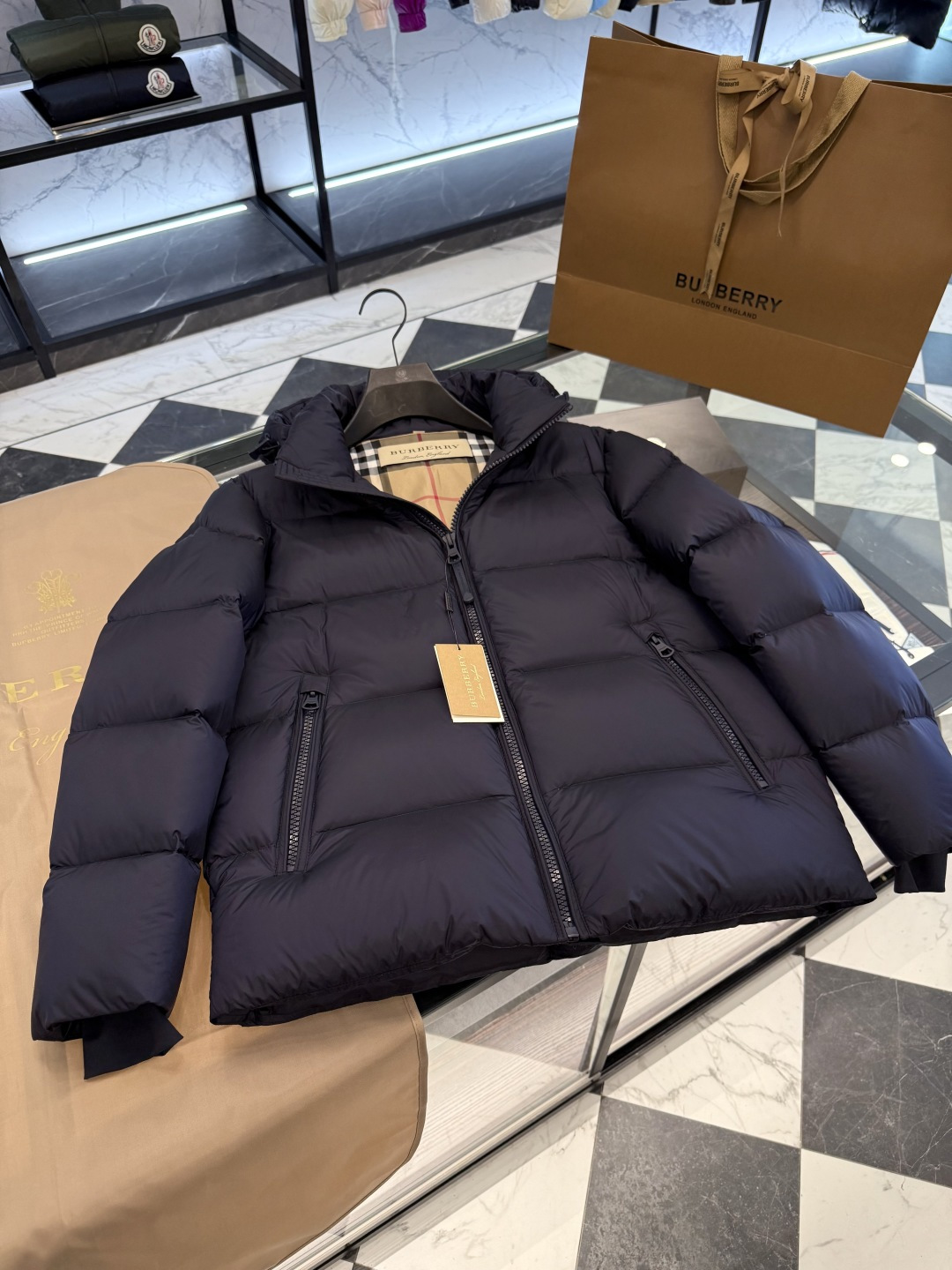 Burberry Down Jacket Hooded L