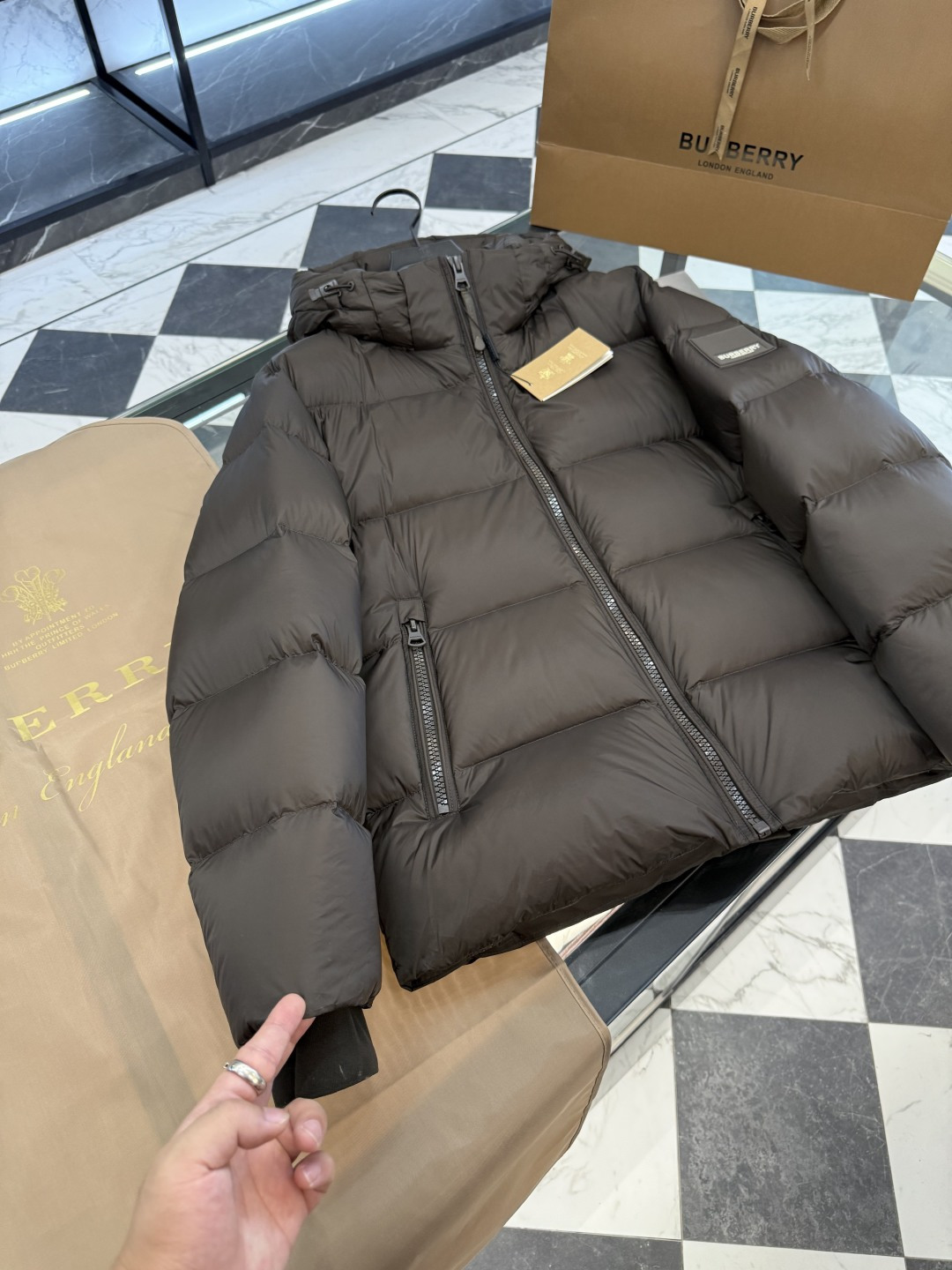 Burberry Down Jacket Hooded L