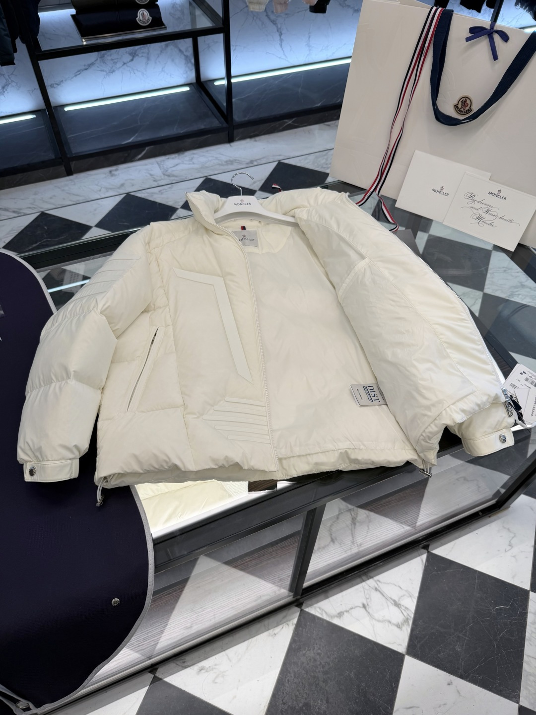 Moncler Down Jacket M-l