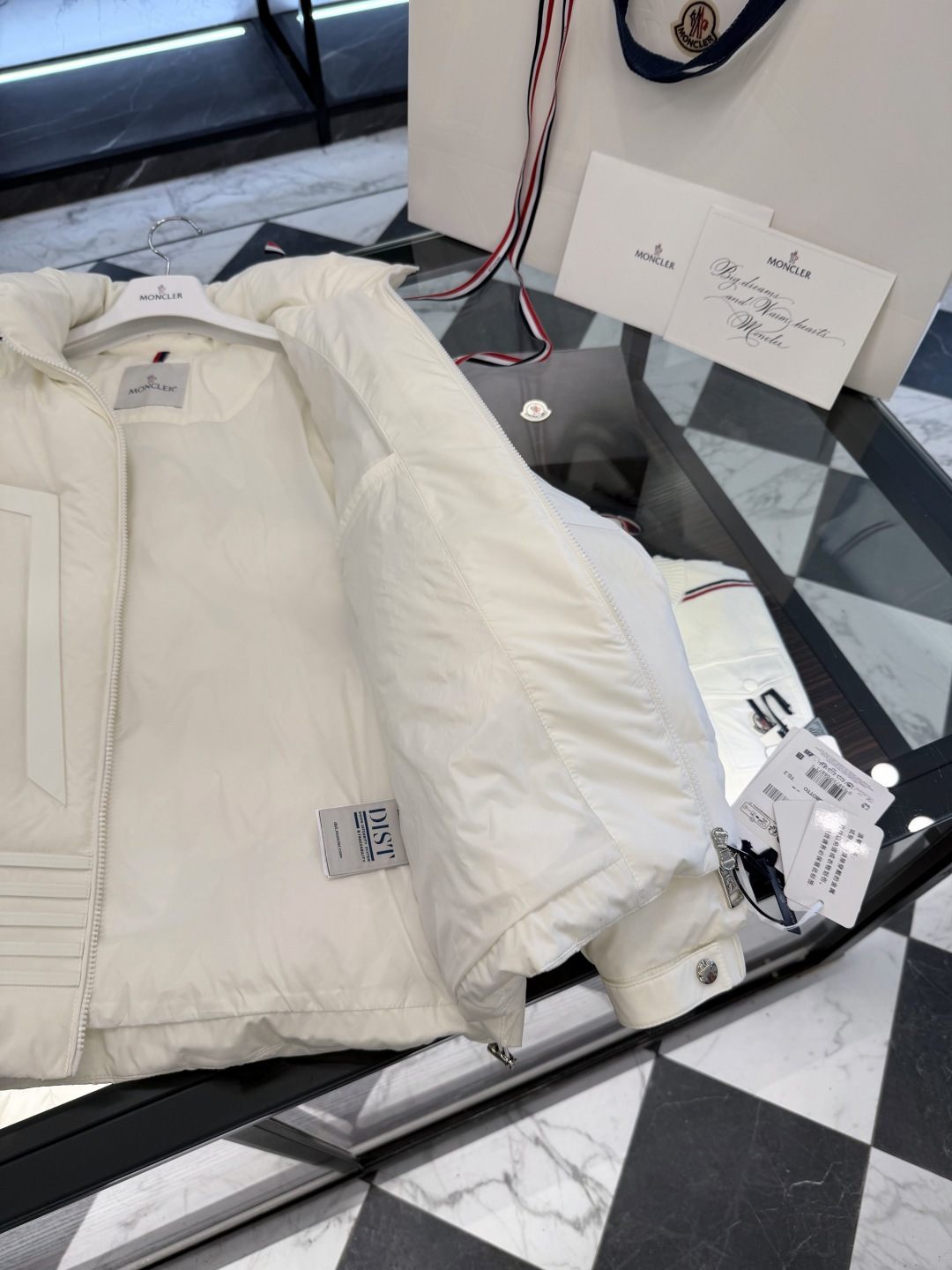 Moncler Down Jacket M-l